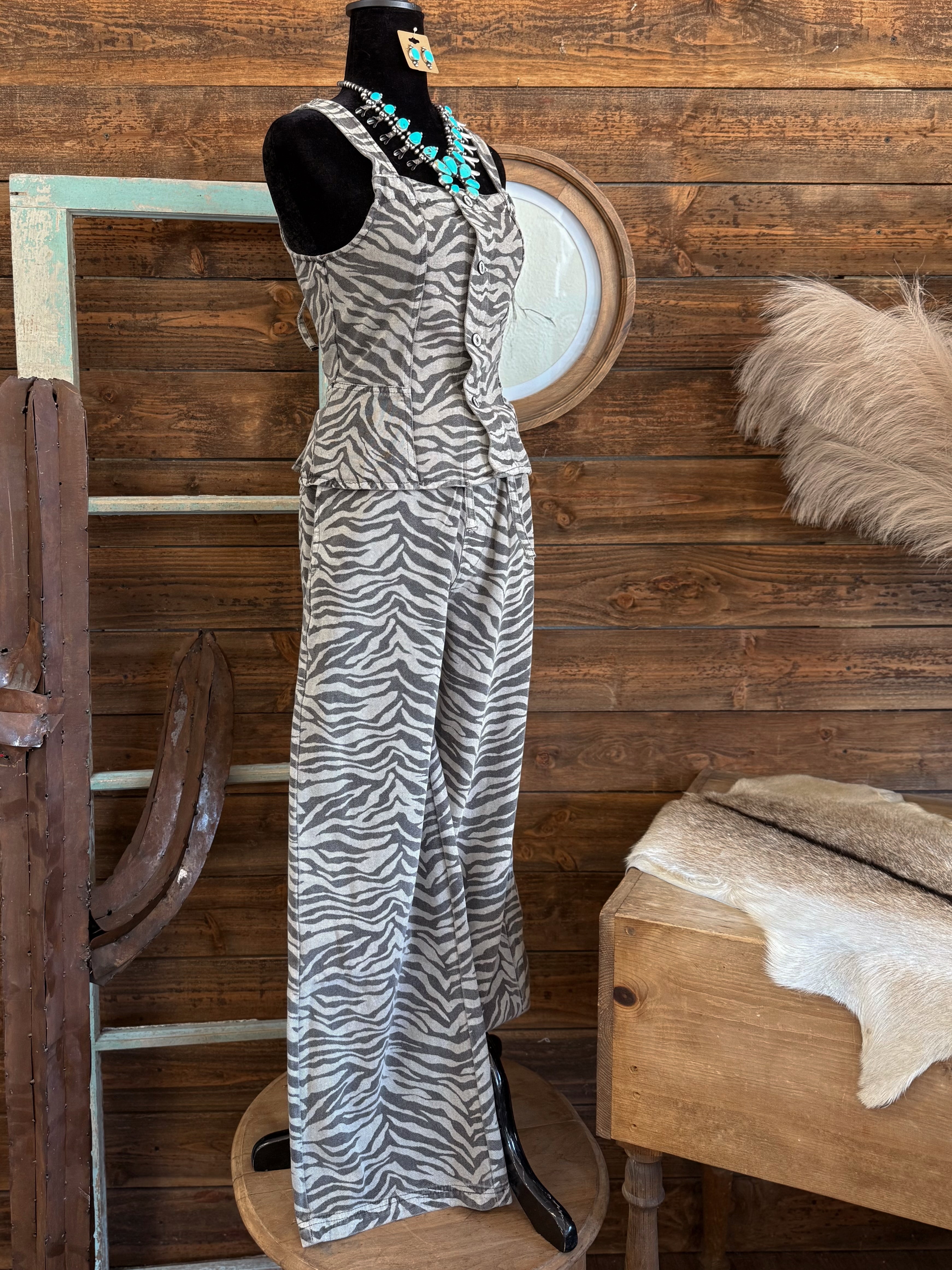 The Creek Zebra Pants Set