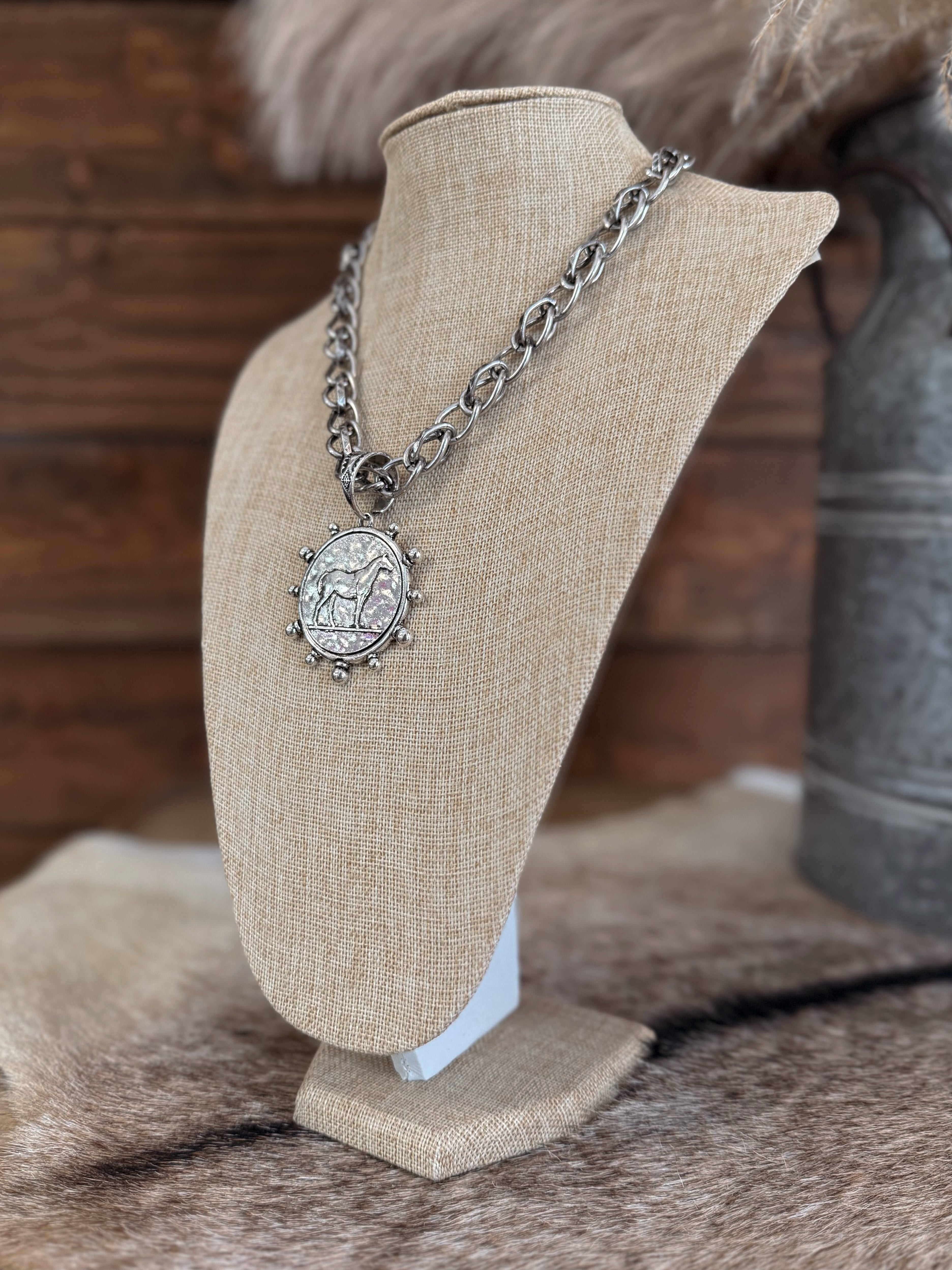 The Hank Necklace