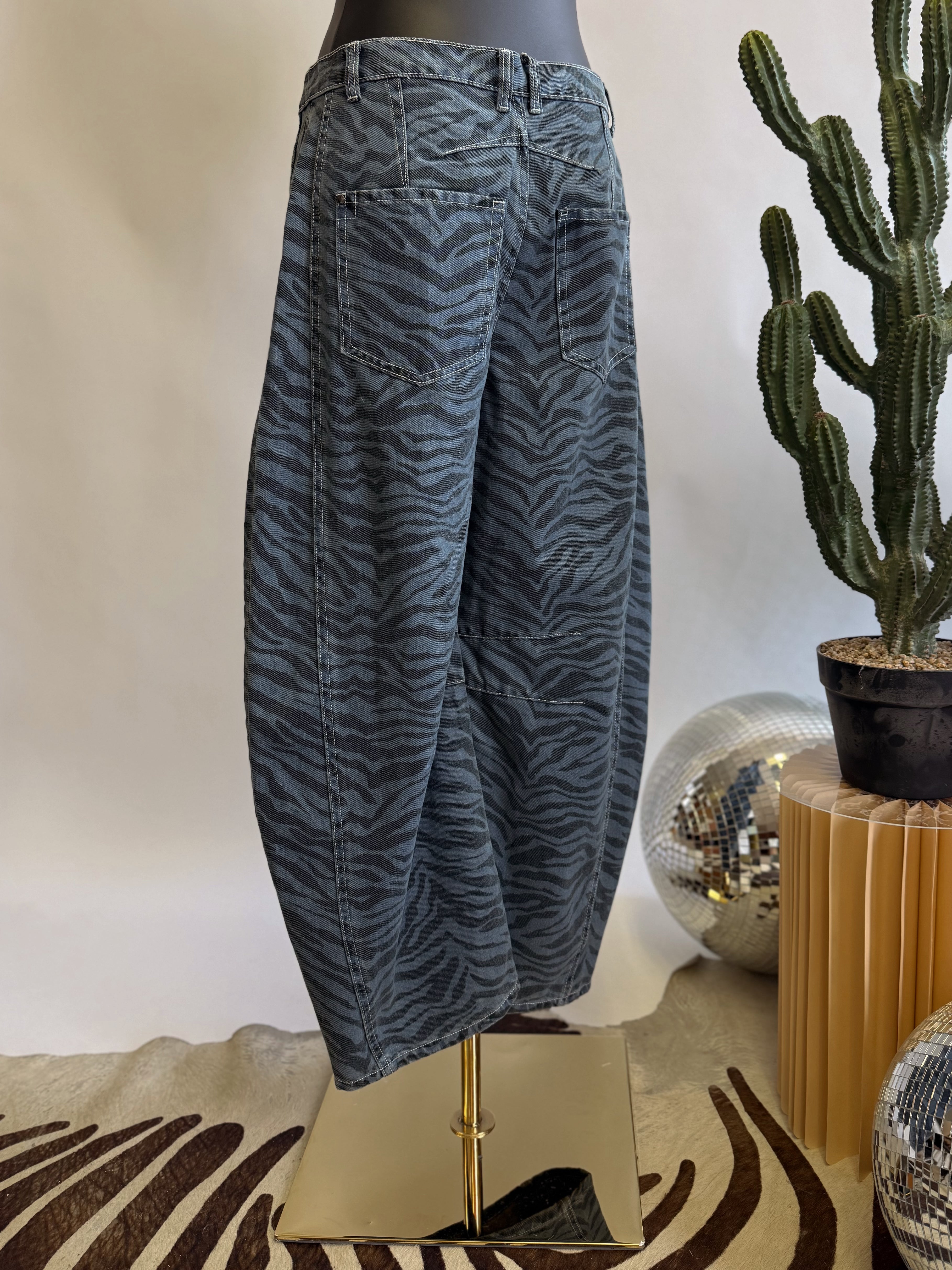 The Savvy Barrel Jeans