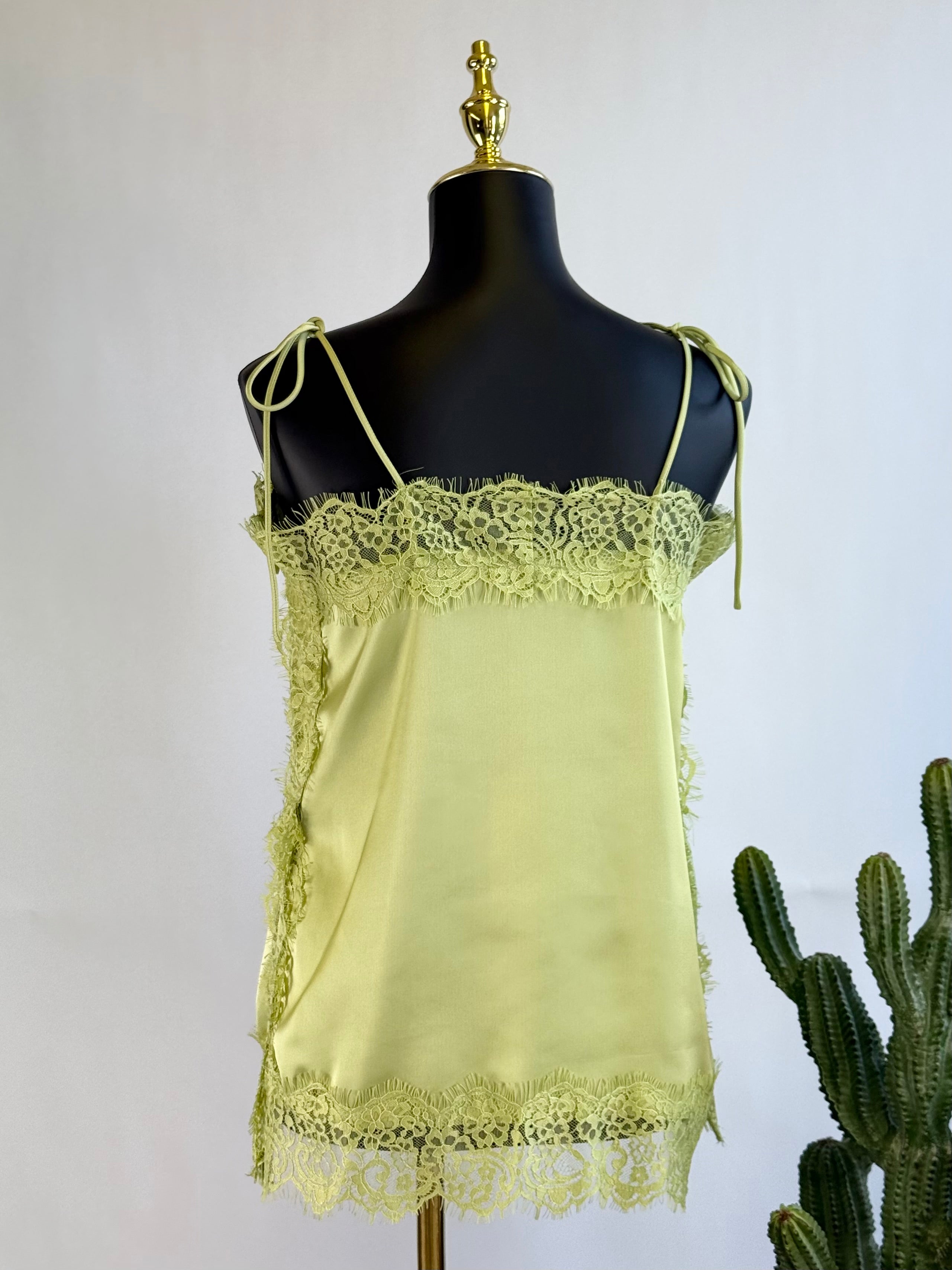 The Sunday Brunch Tank