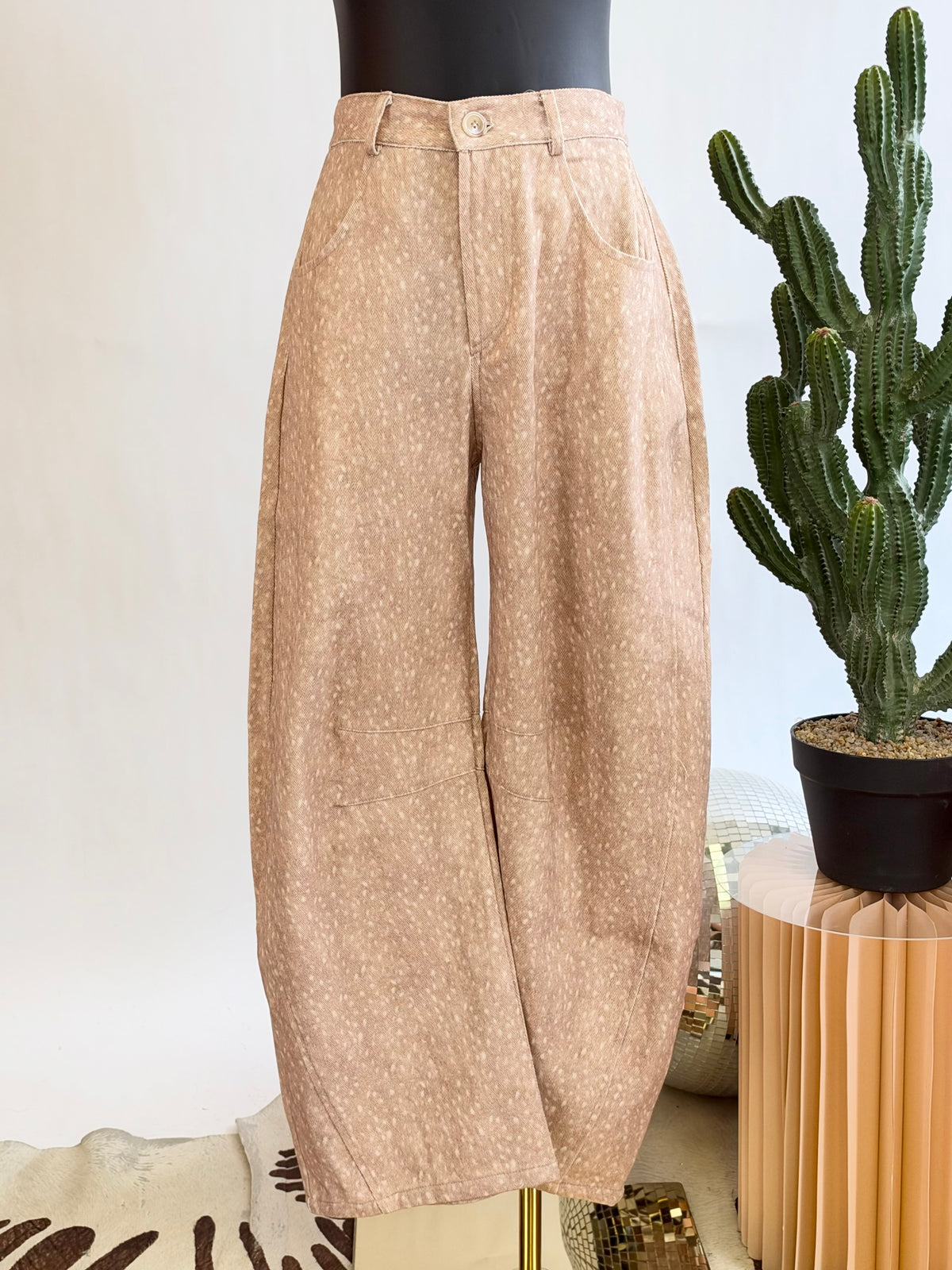 The Fawn & Free Barrel Jeans