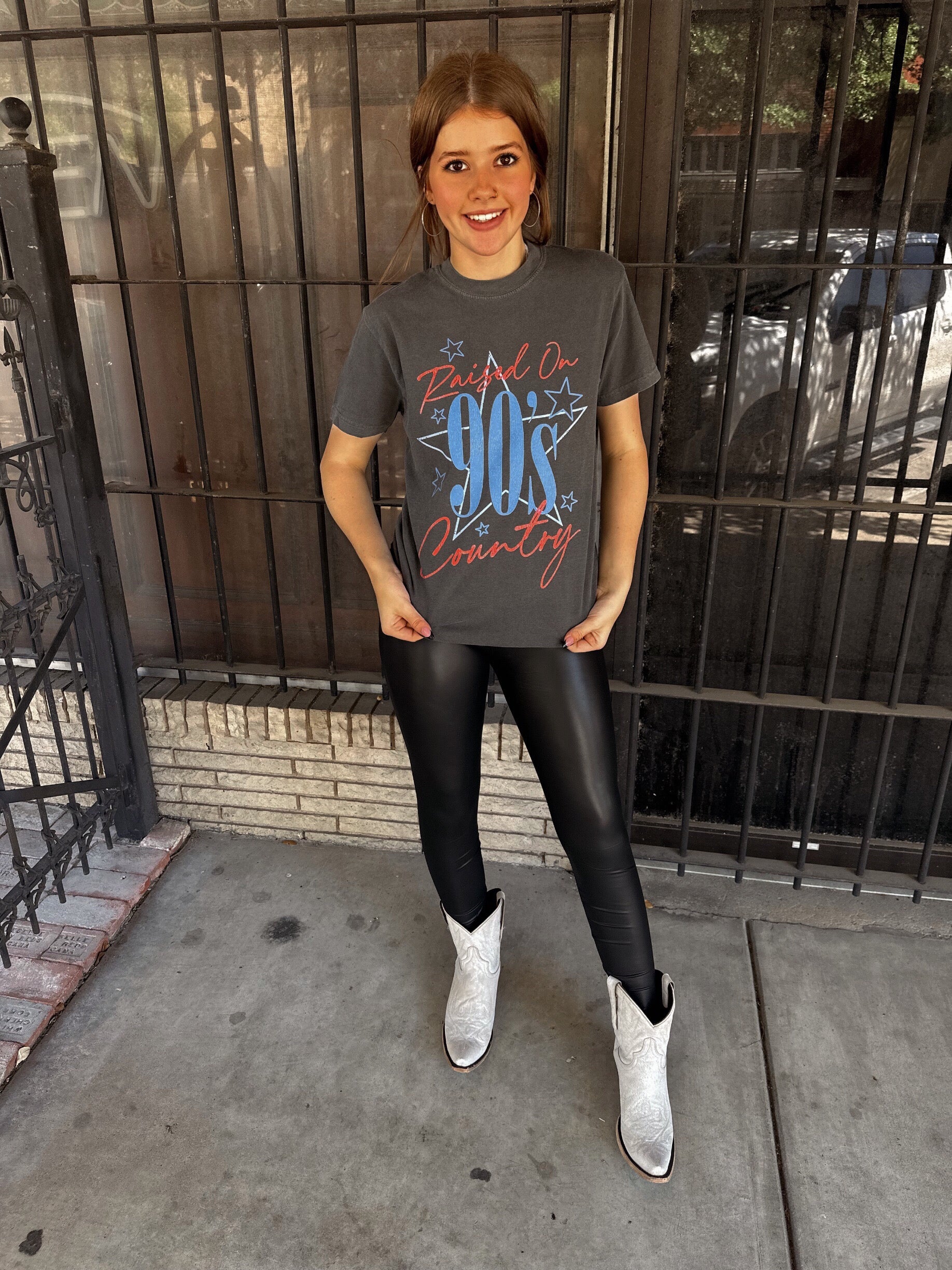 The 90s Country Graphic Tee