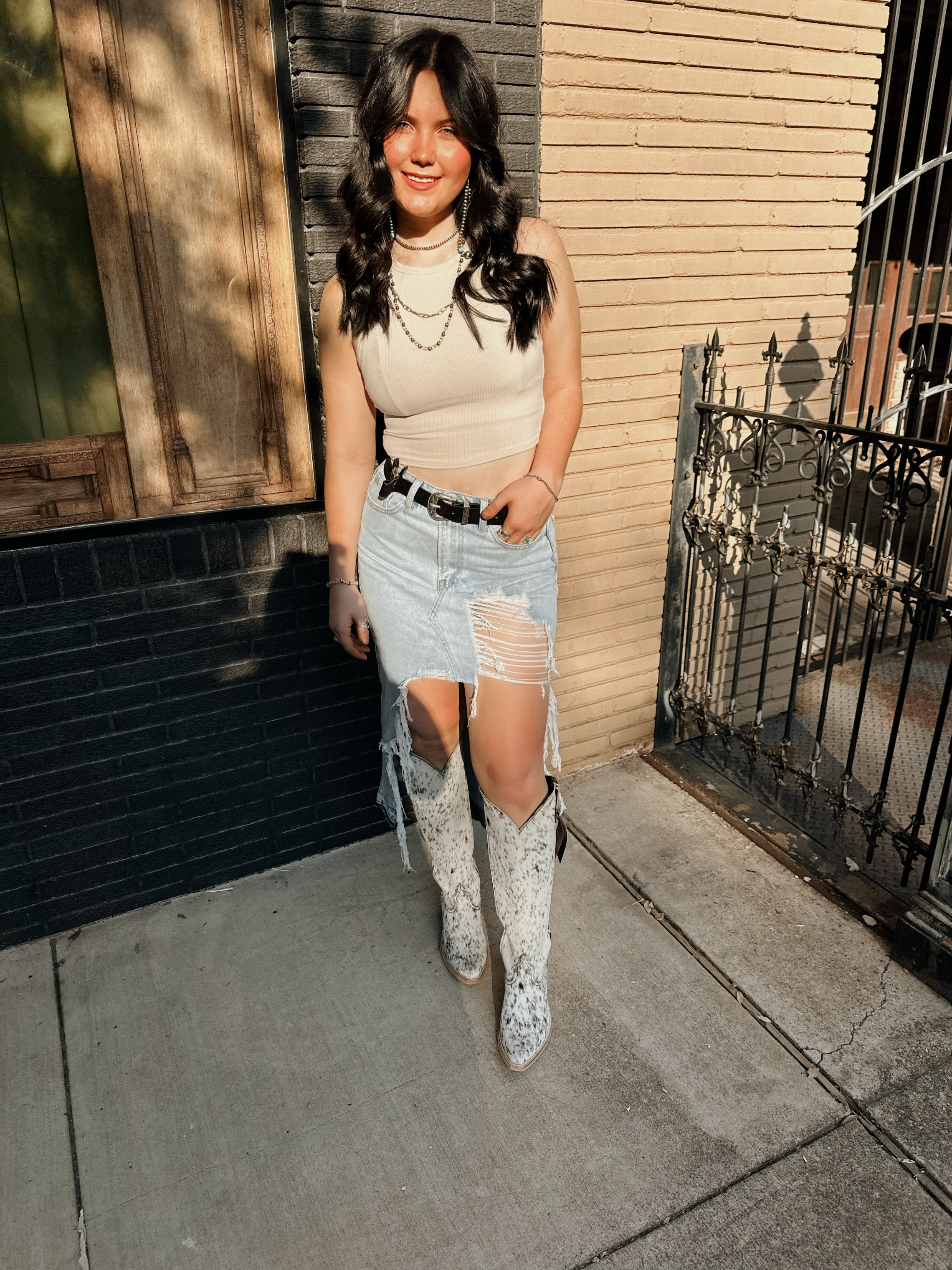 The Closet Staple Crop Top - 2 Colors