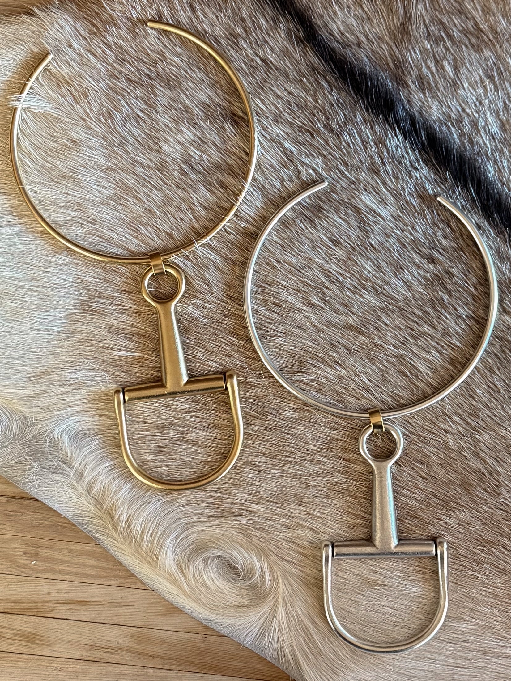 The Equestrian Choker