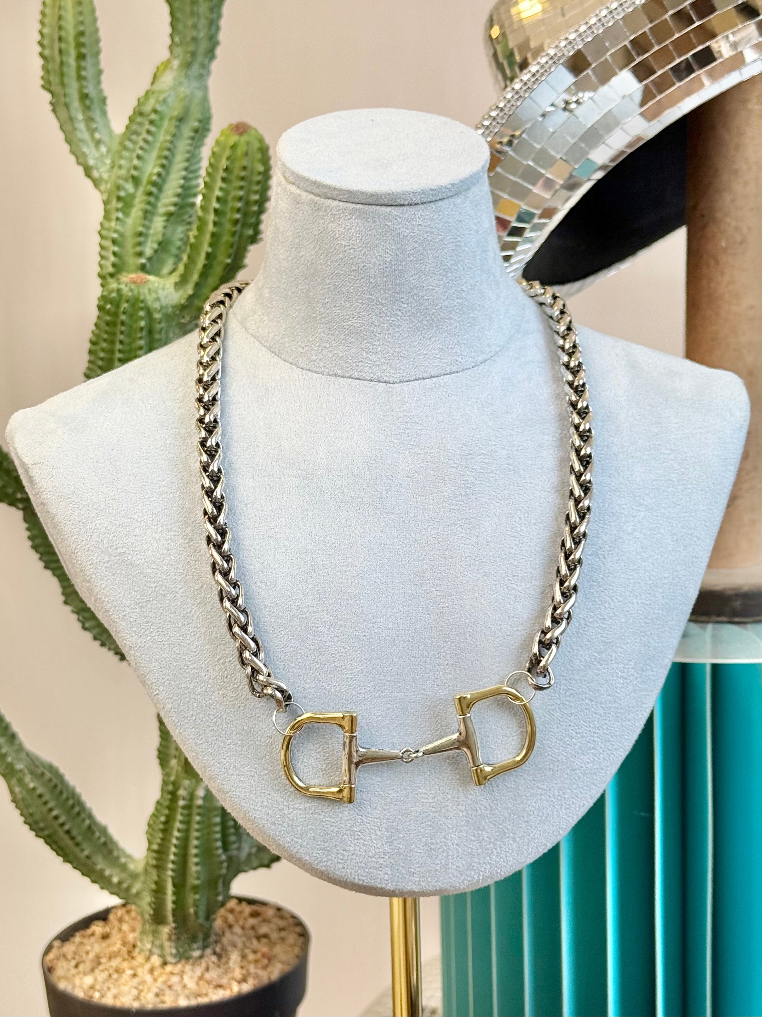 The Large Carter Necklace