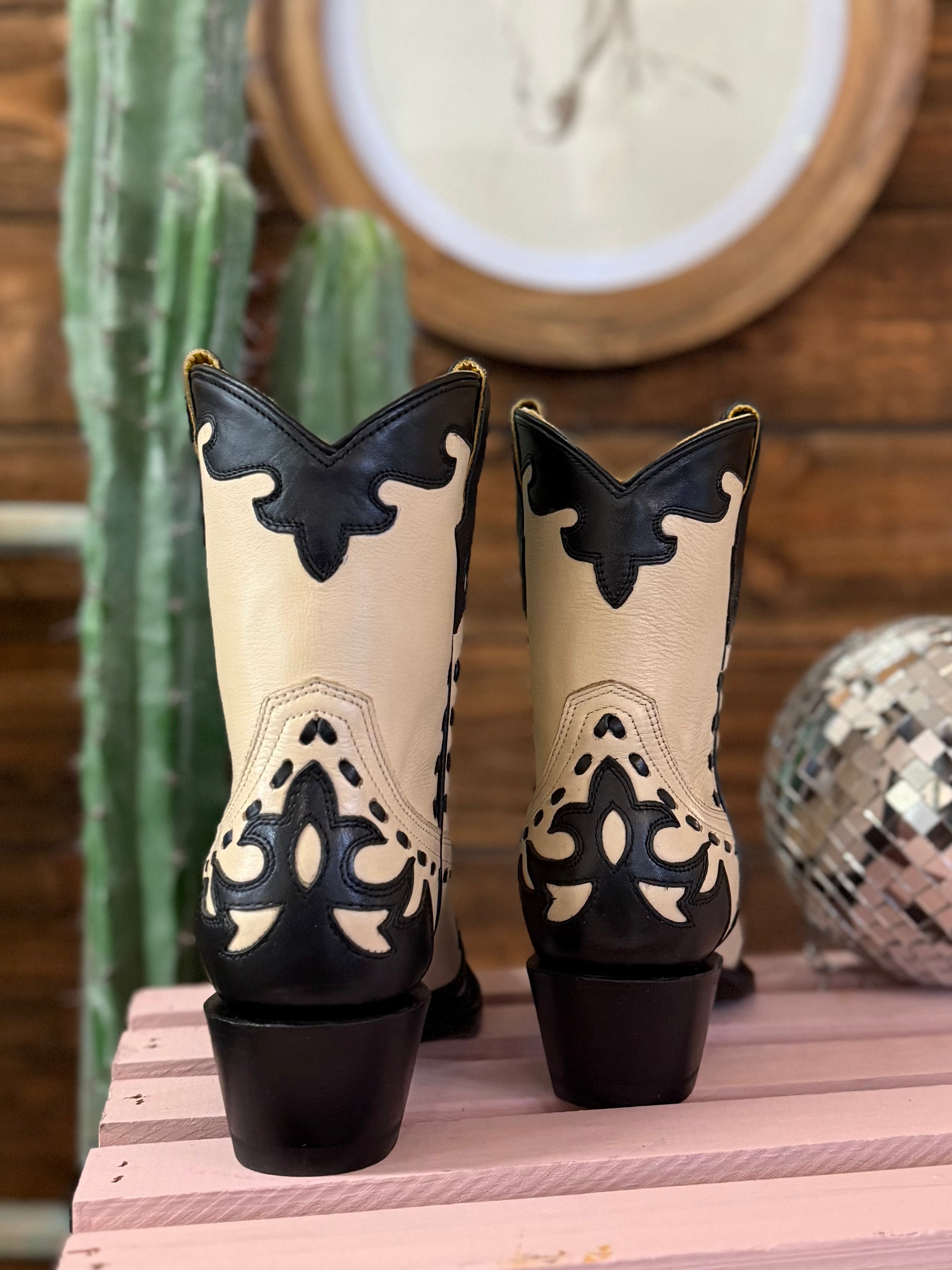 The Cookies & Cream Boot - Planet Cowboy