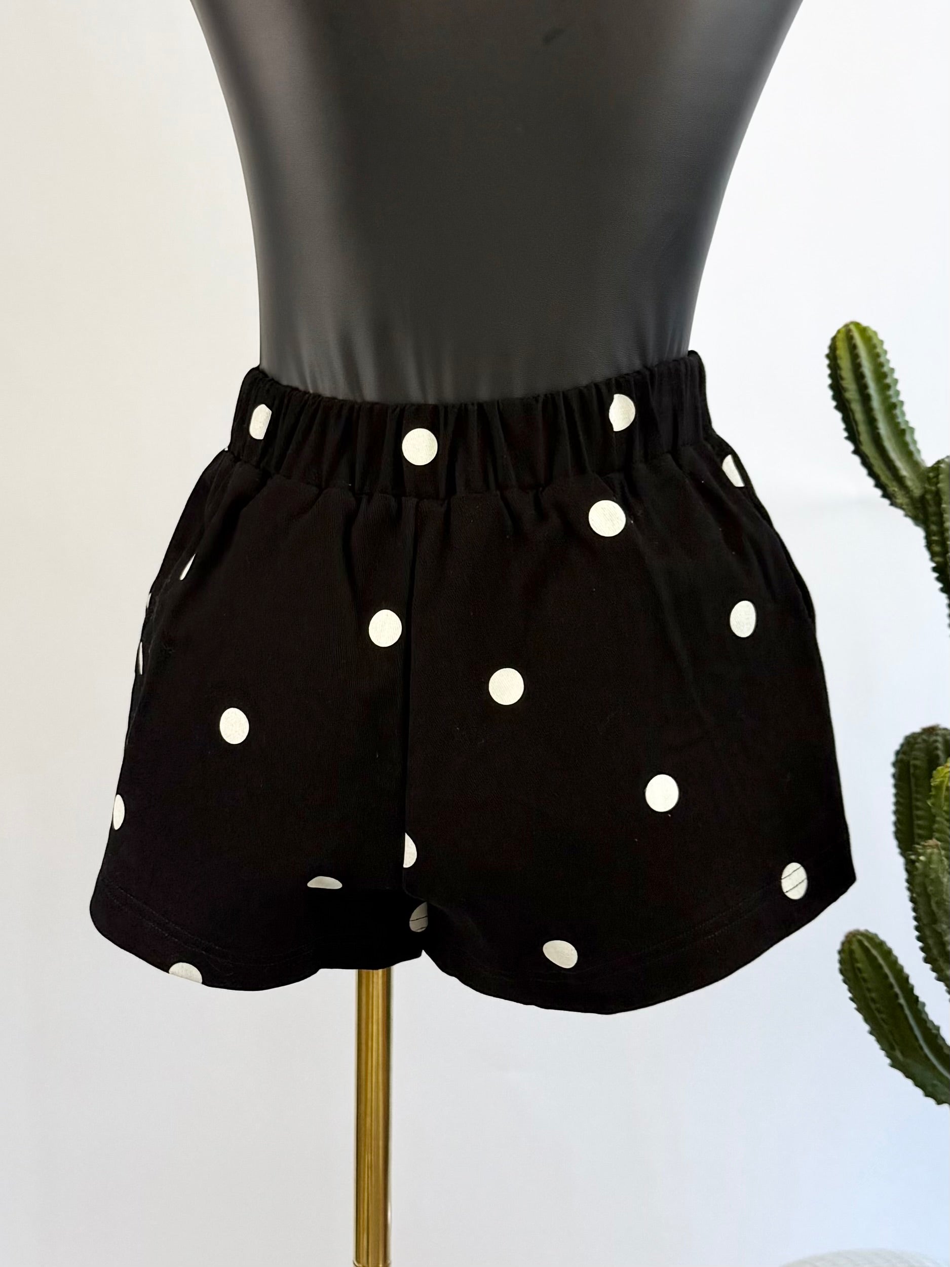 The Black Sand Set