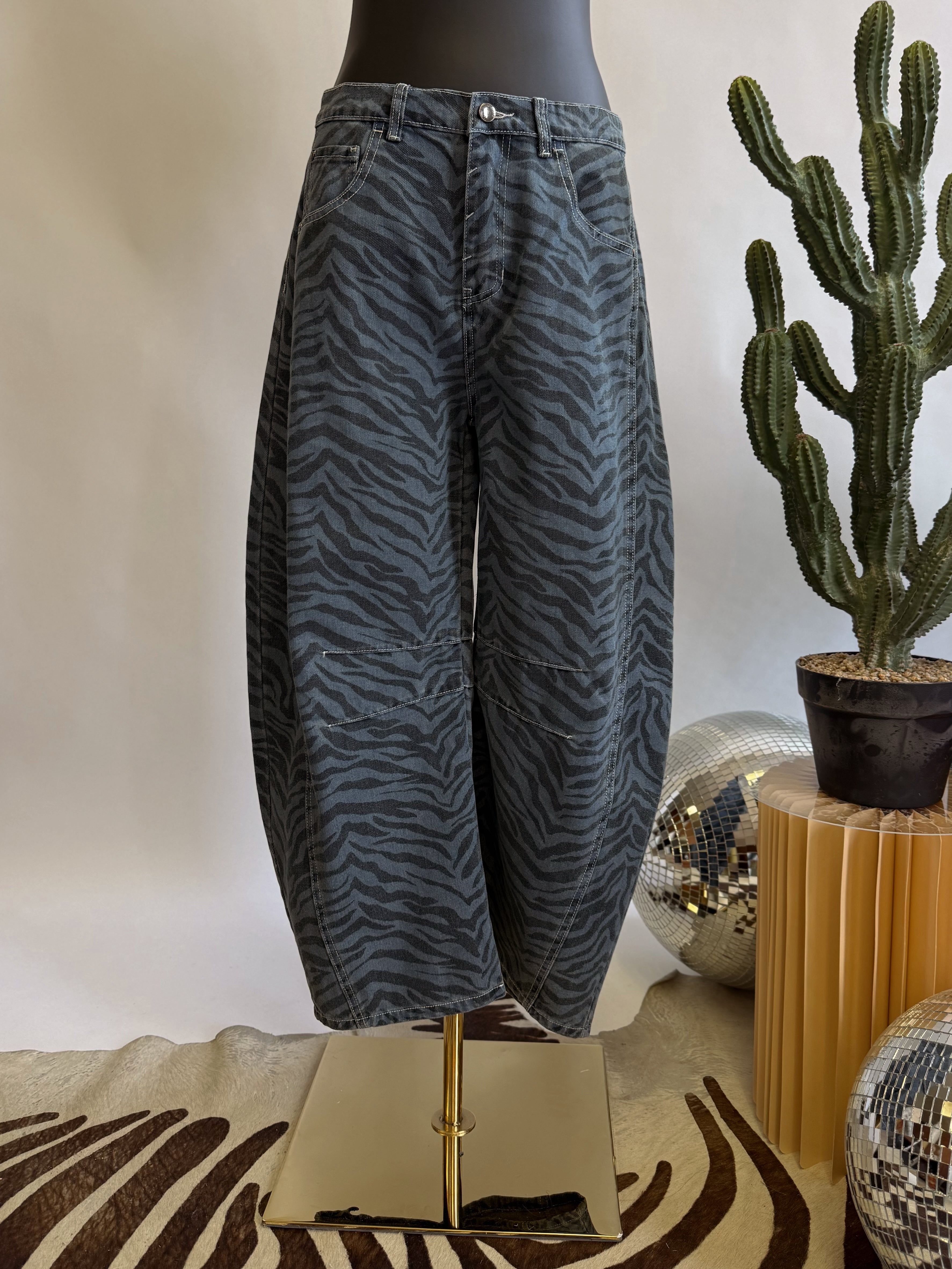 The Savvy Barrel Jeans