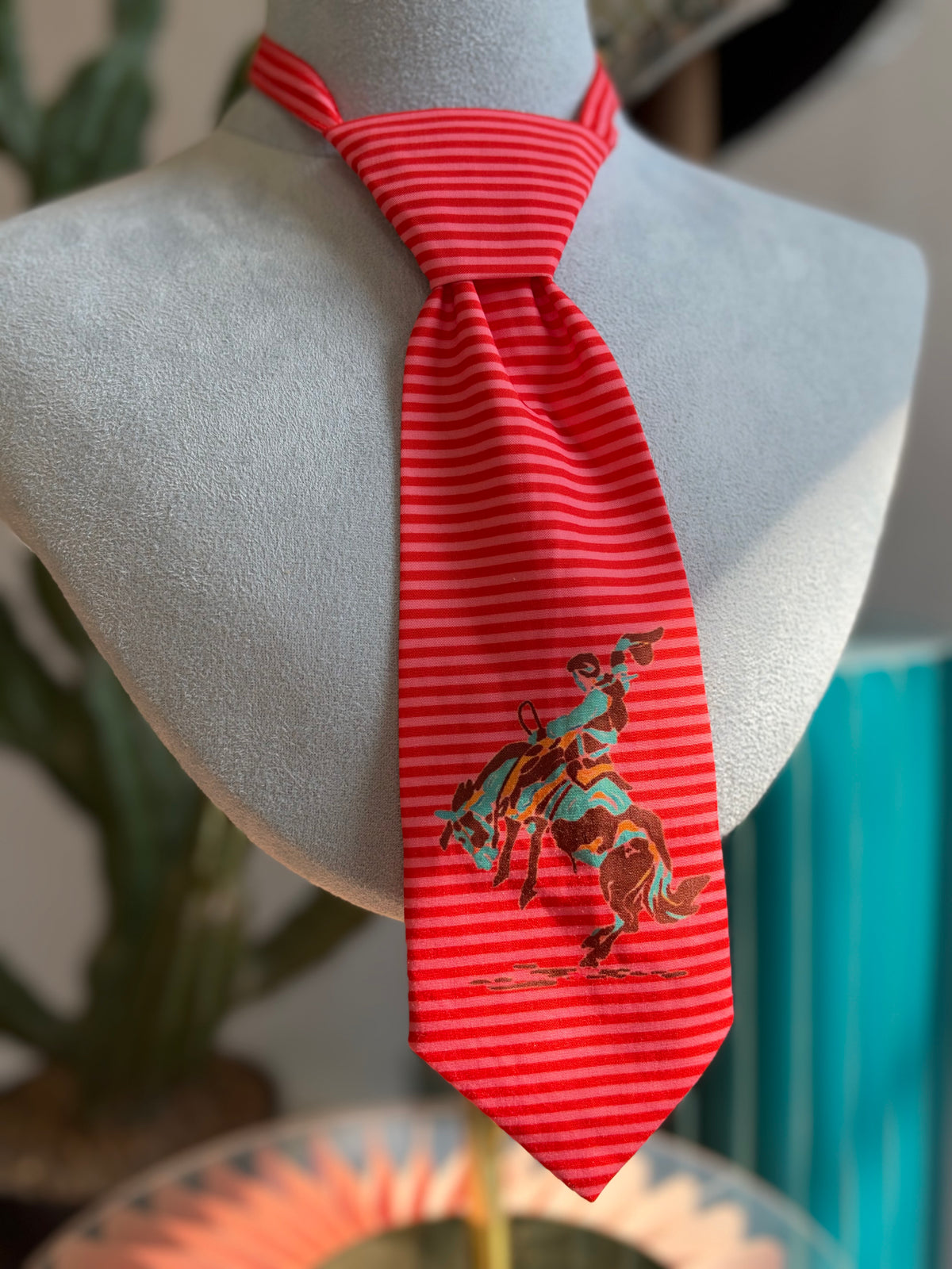 The Bronc Tie