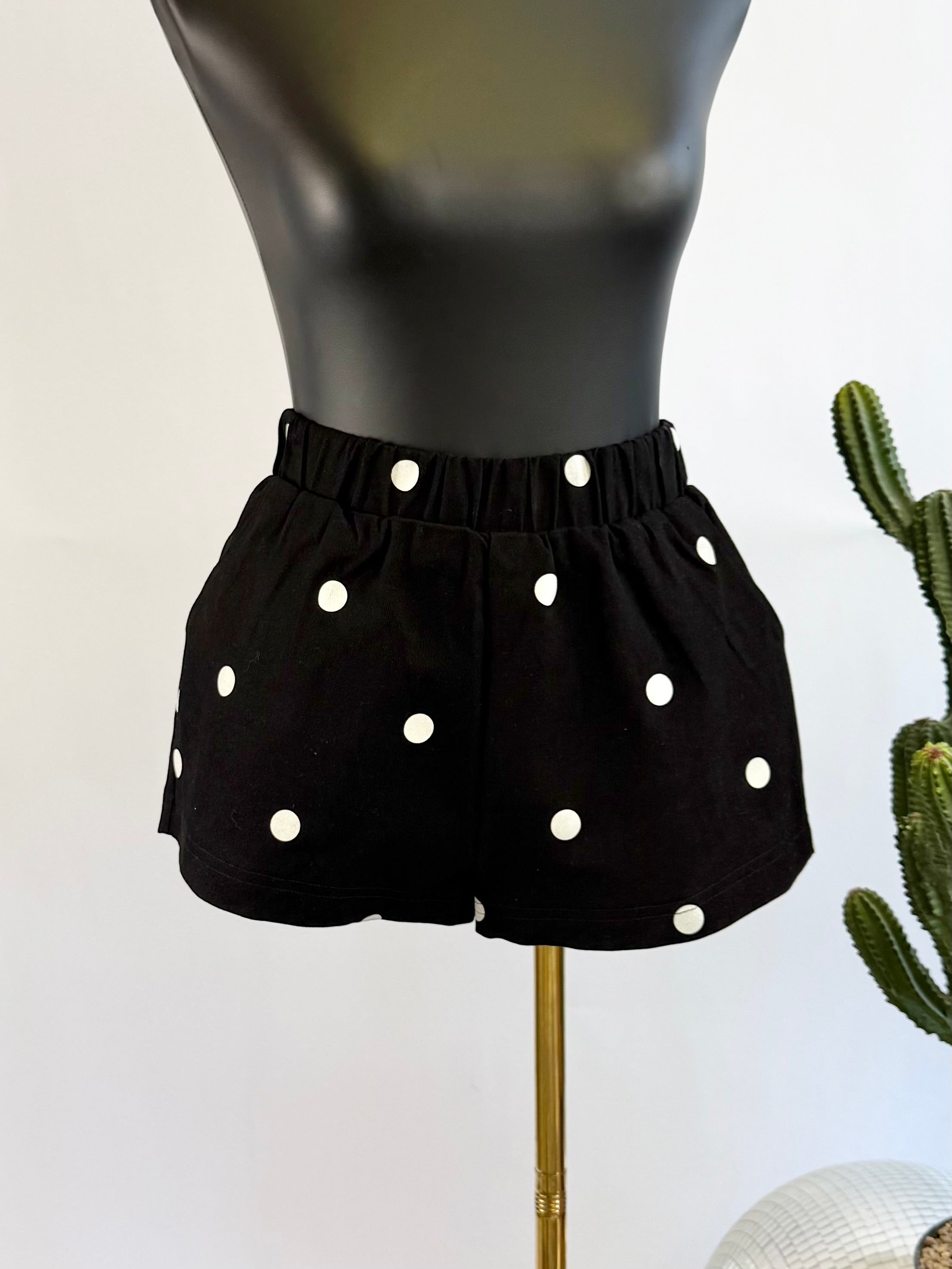 The Black Sand Set