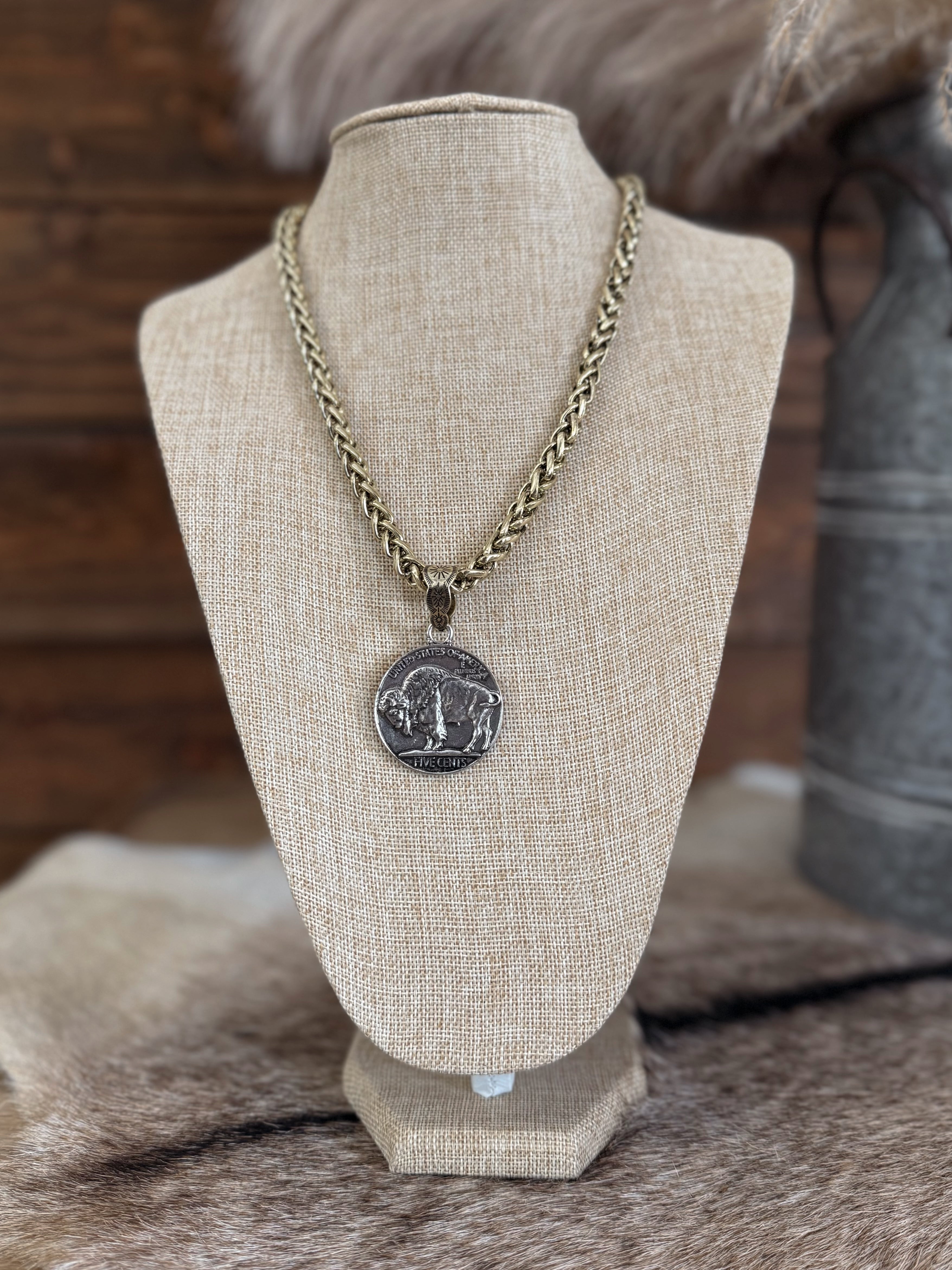 The Mini Jesse Necklace