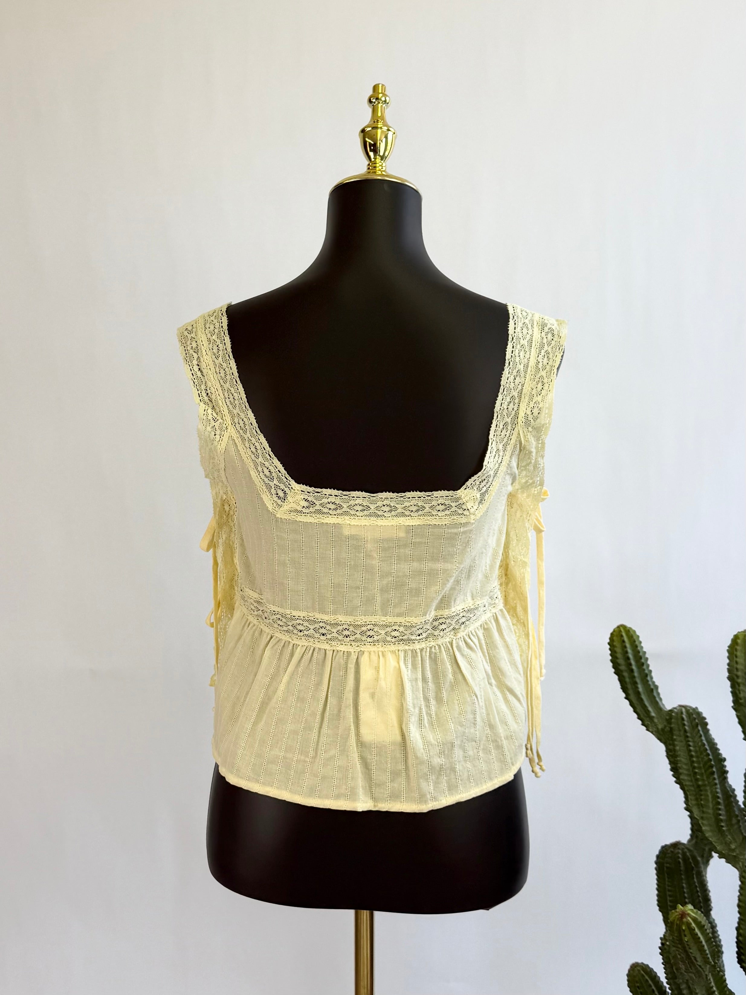 The Honeysuckle Top