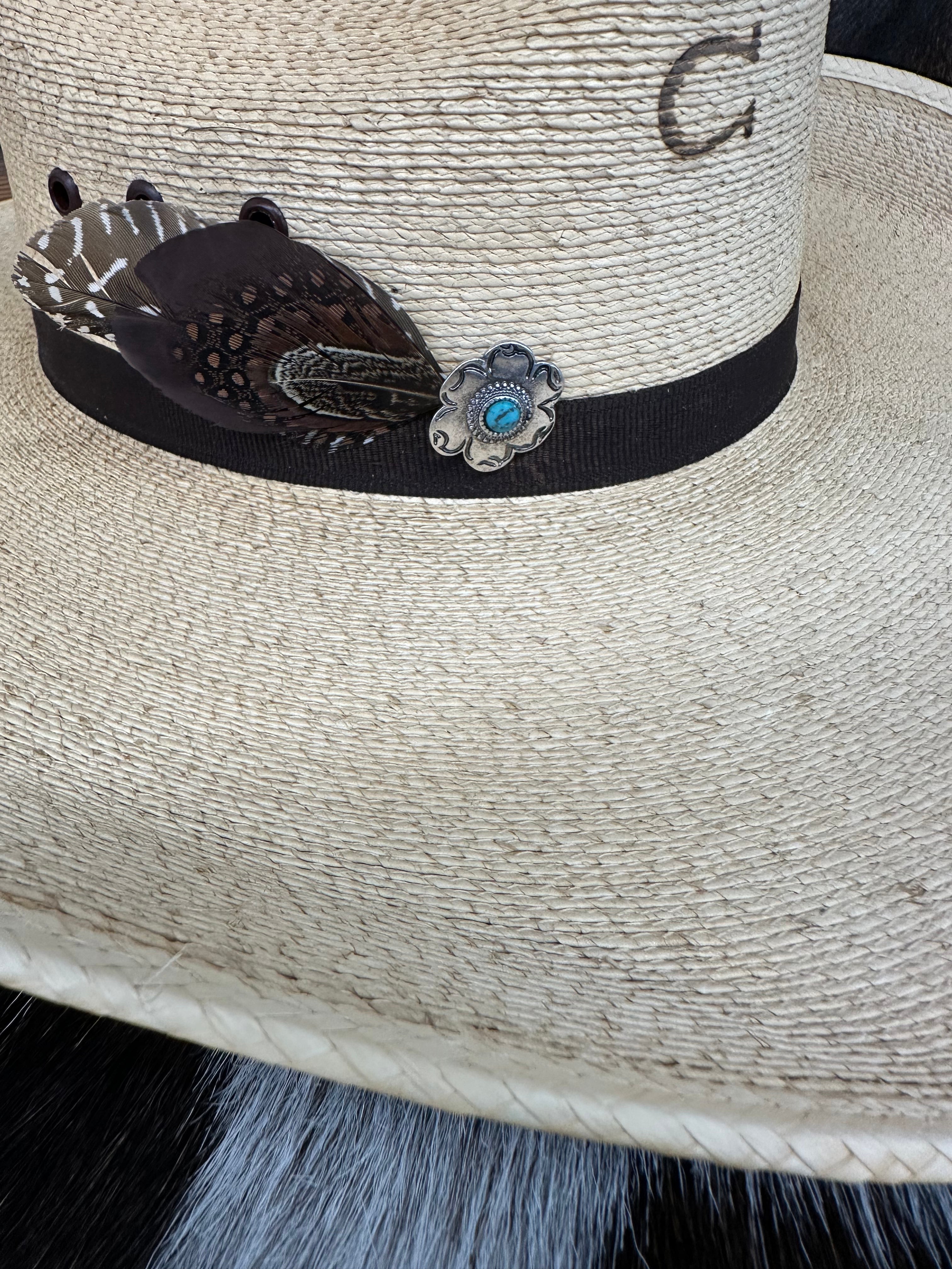 The Tiny Feathers Hat Pin