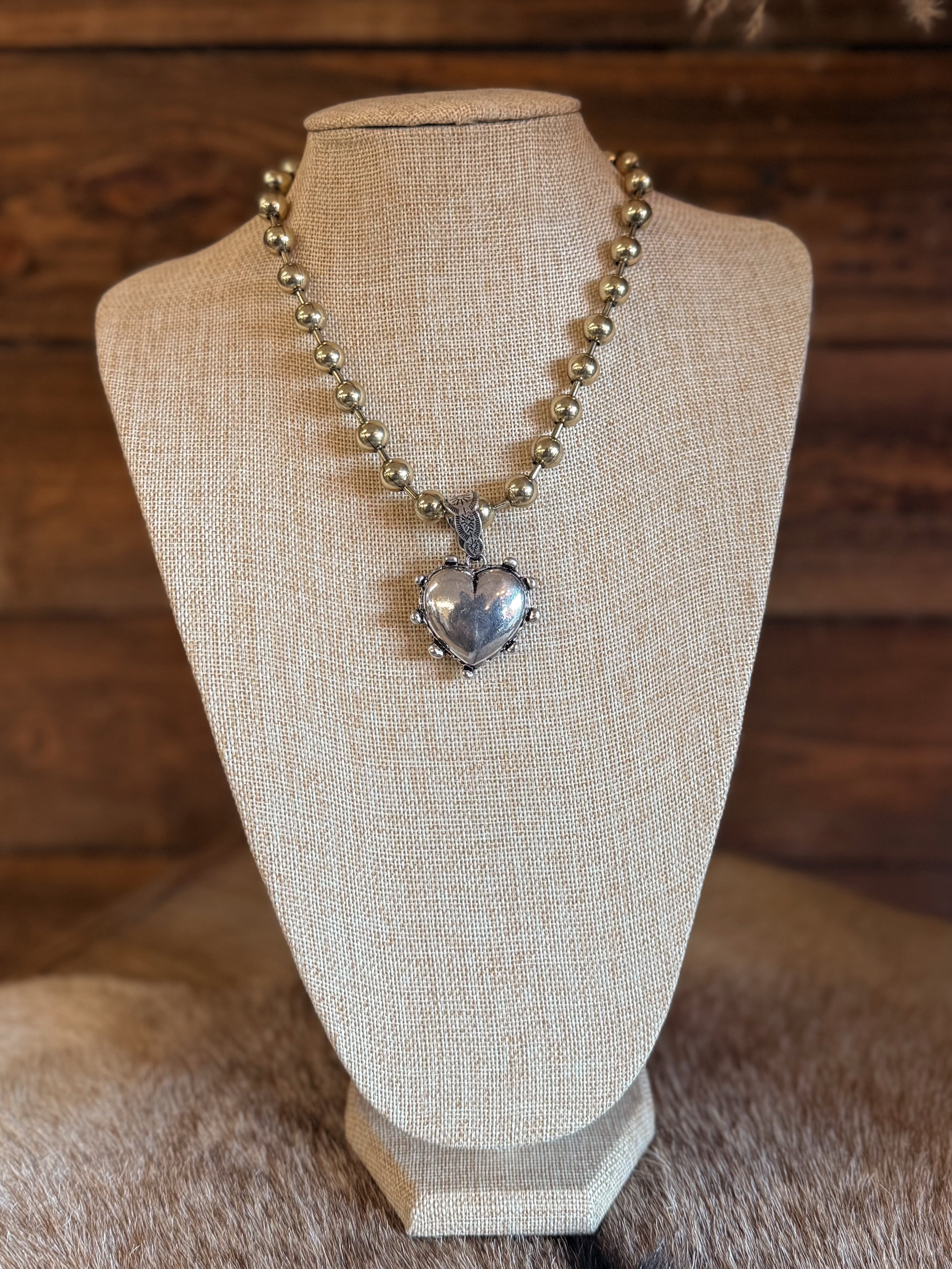 The Scarlett Necklace