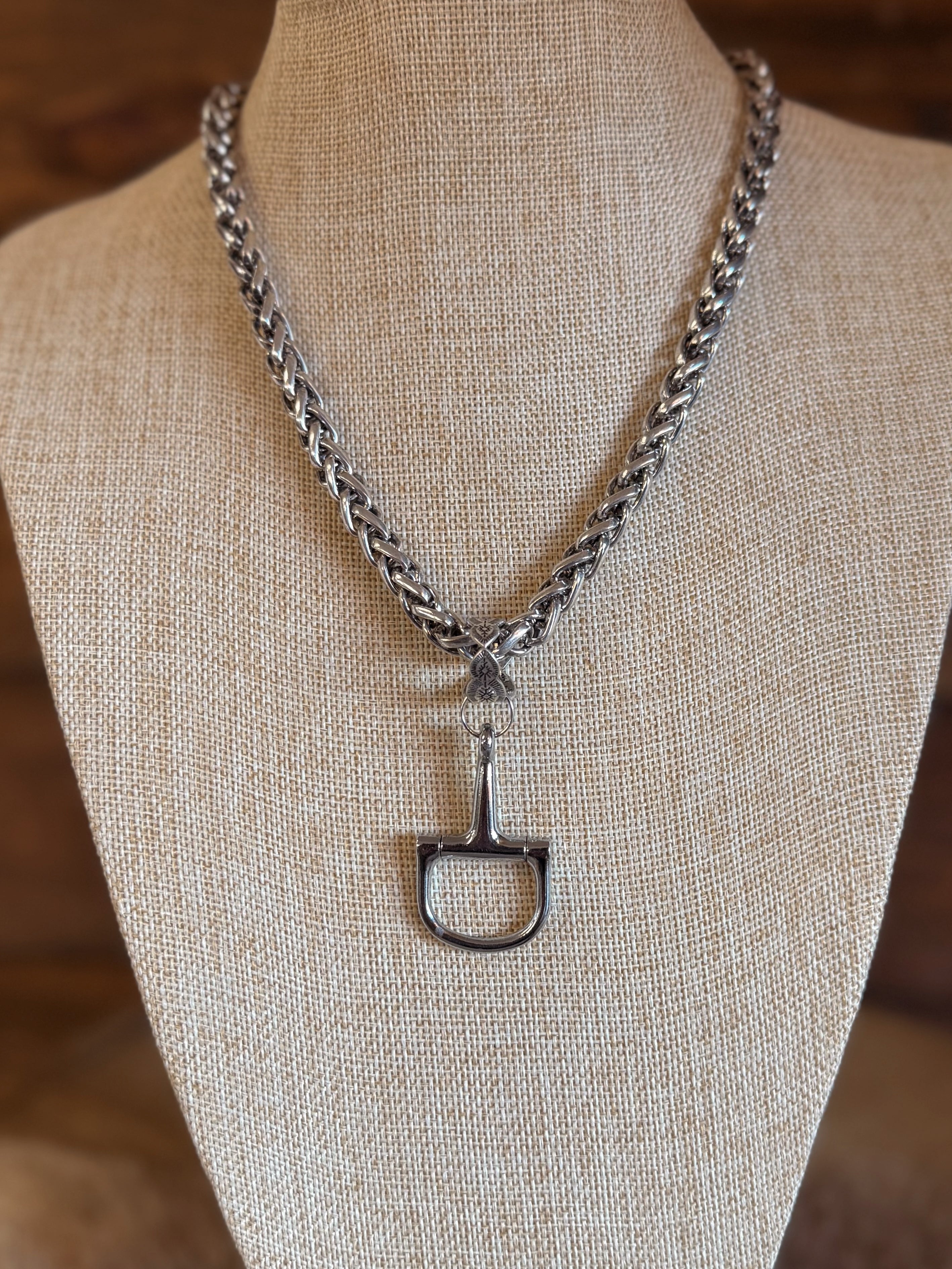 The Harlan Necklace - Restock
