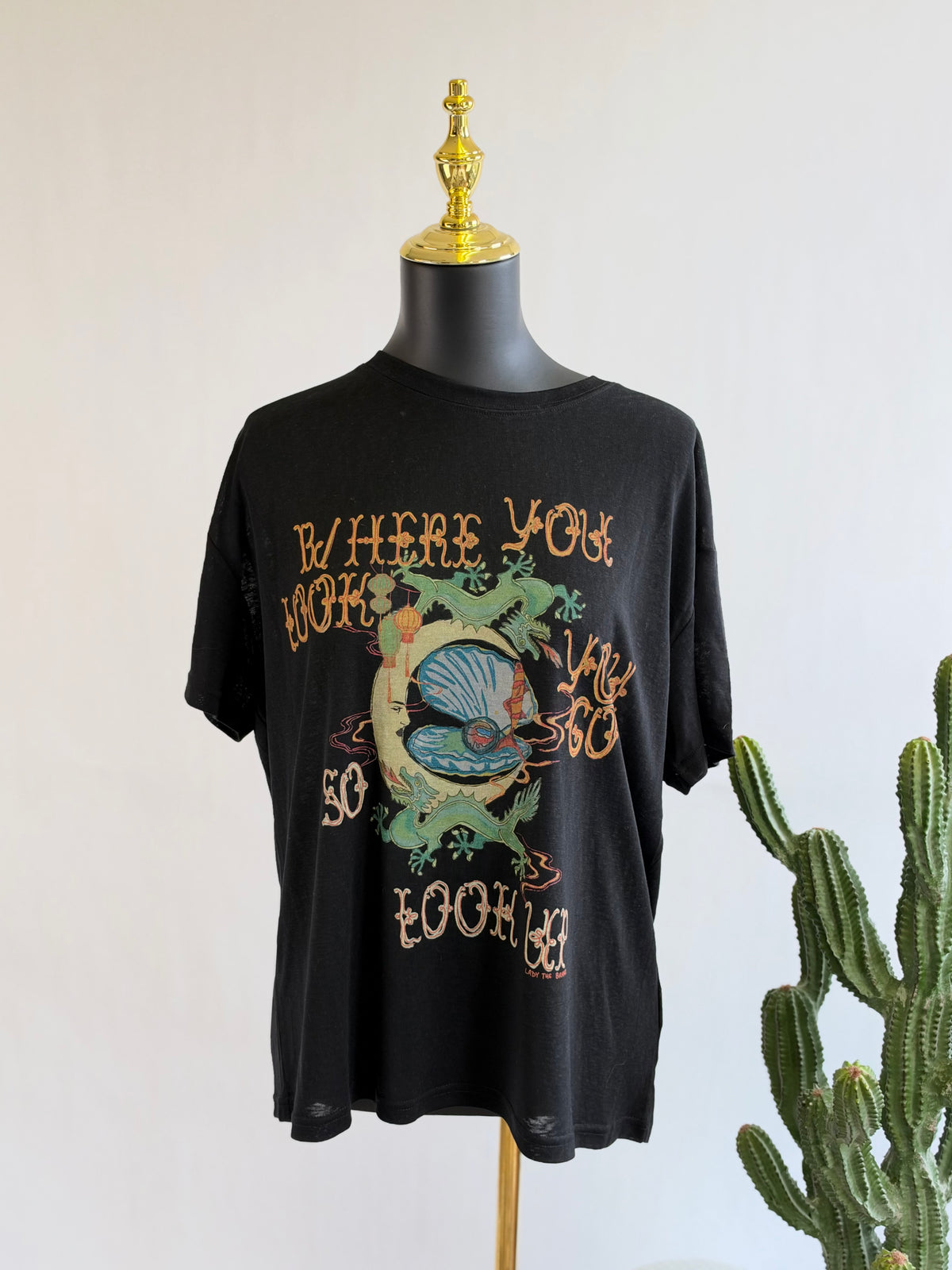 The Look Up Tee