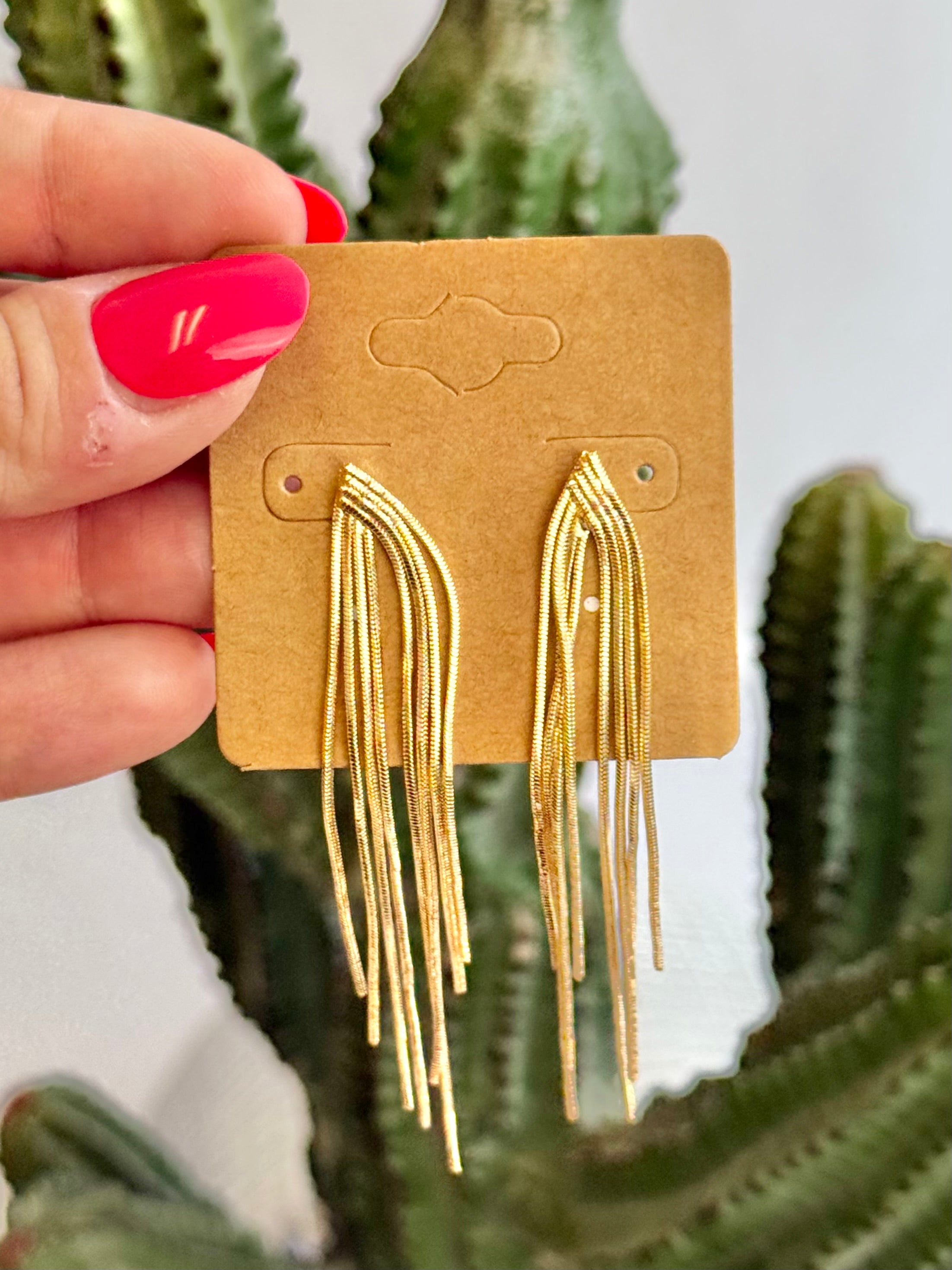 The Davi Dangle Earrings