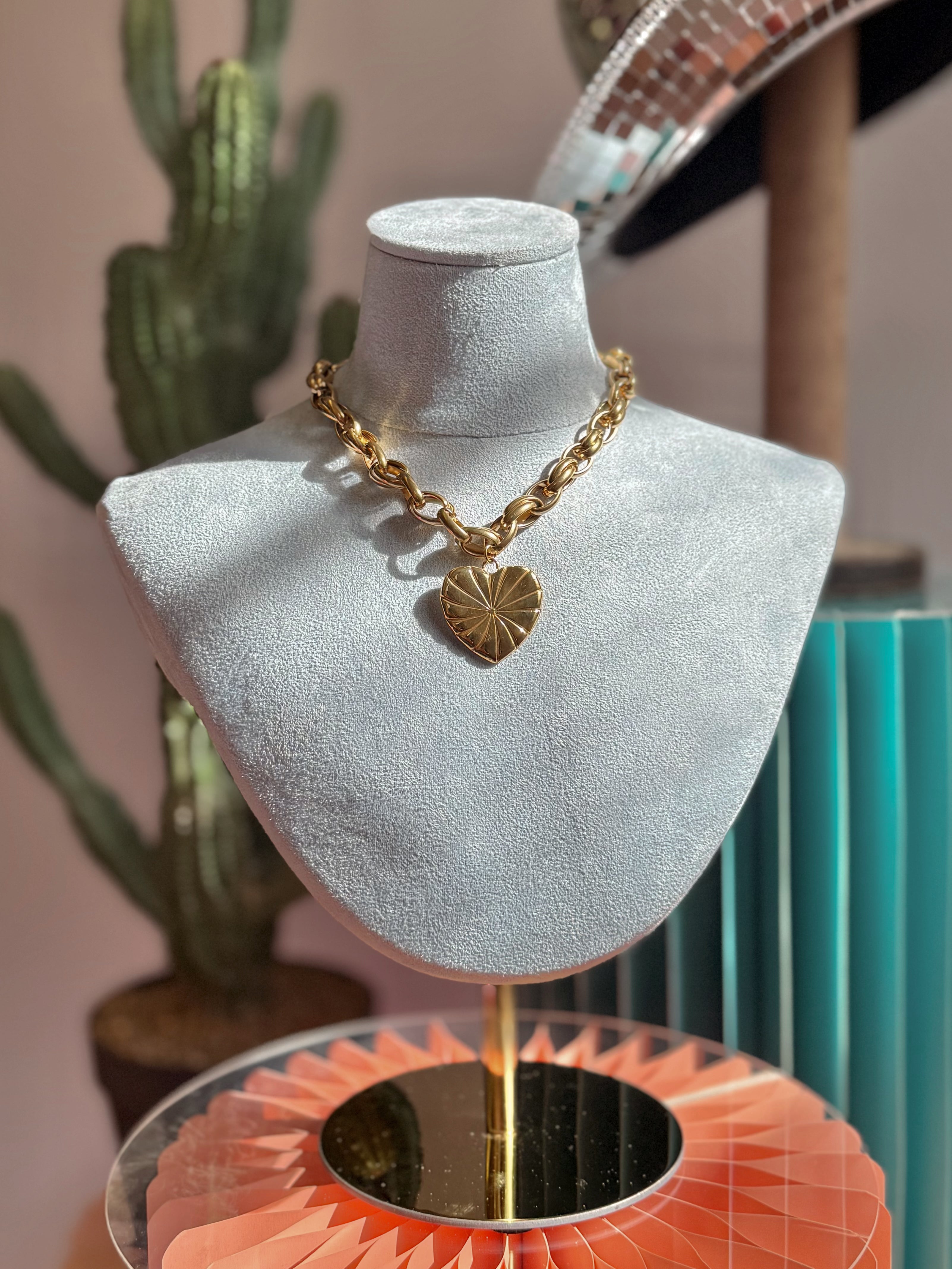 The Bursting With Love Necklace