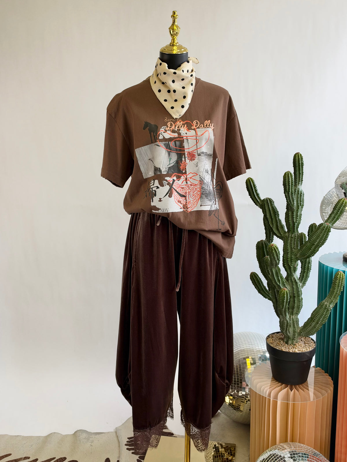 The Daydream Lace Balloon Pants - Velvet