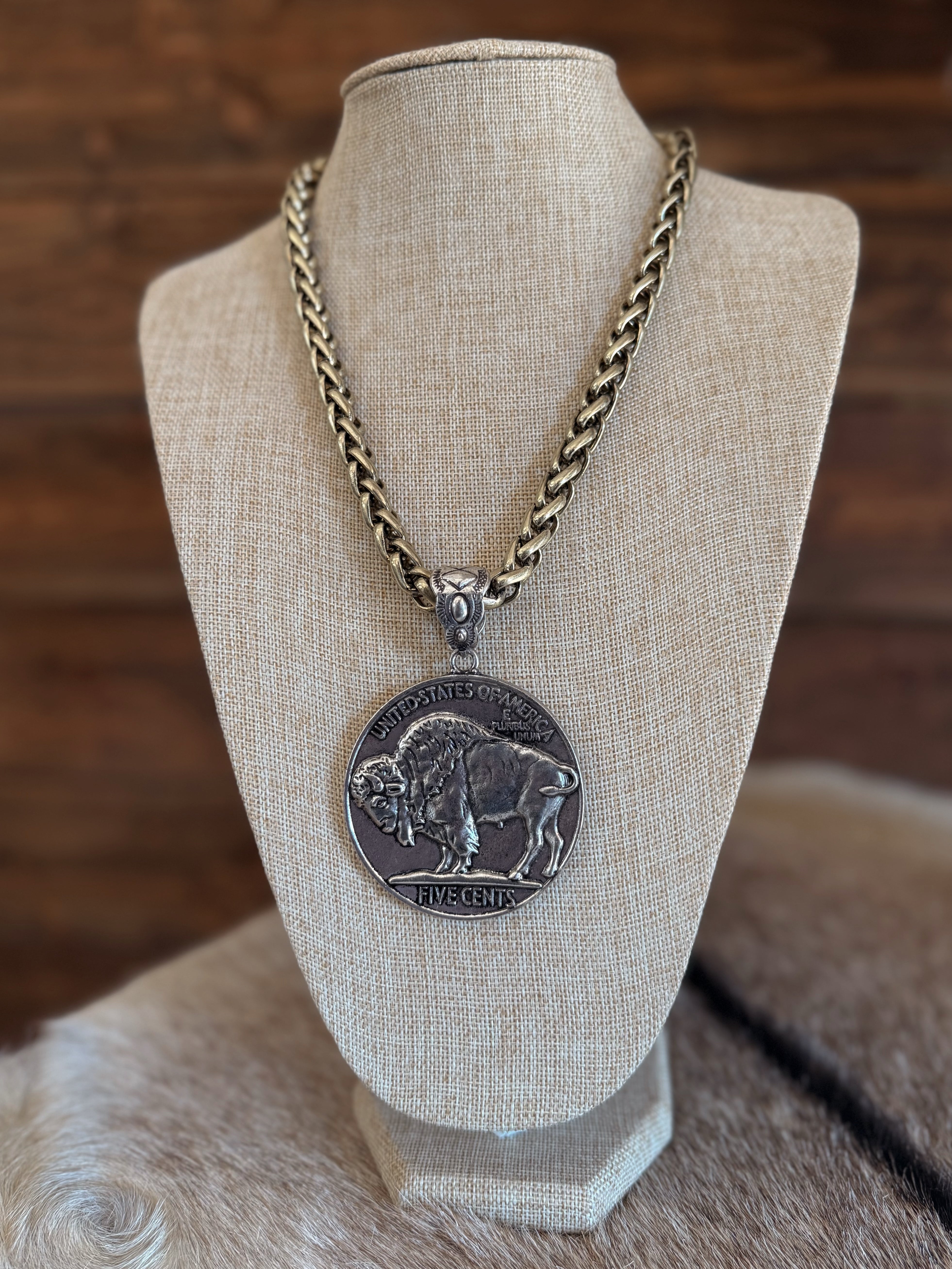 The Jesse Statement Necklace