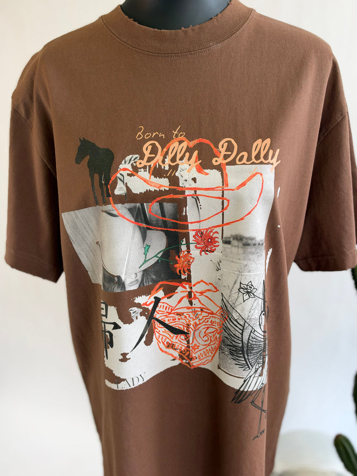 The Dilly Dally Tee