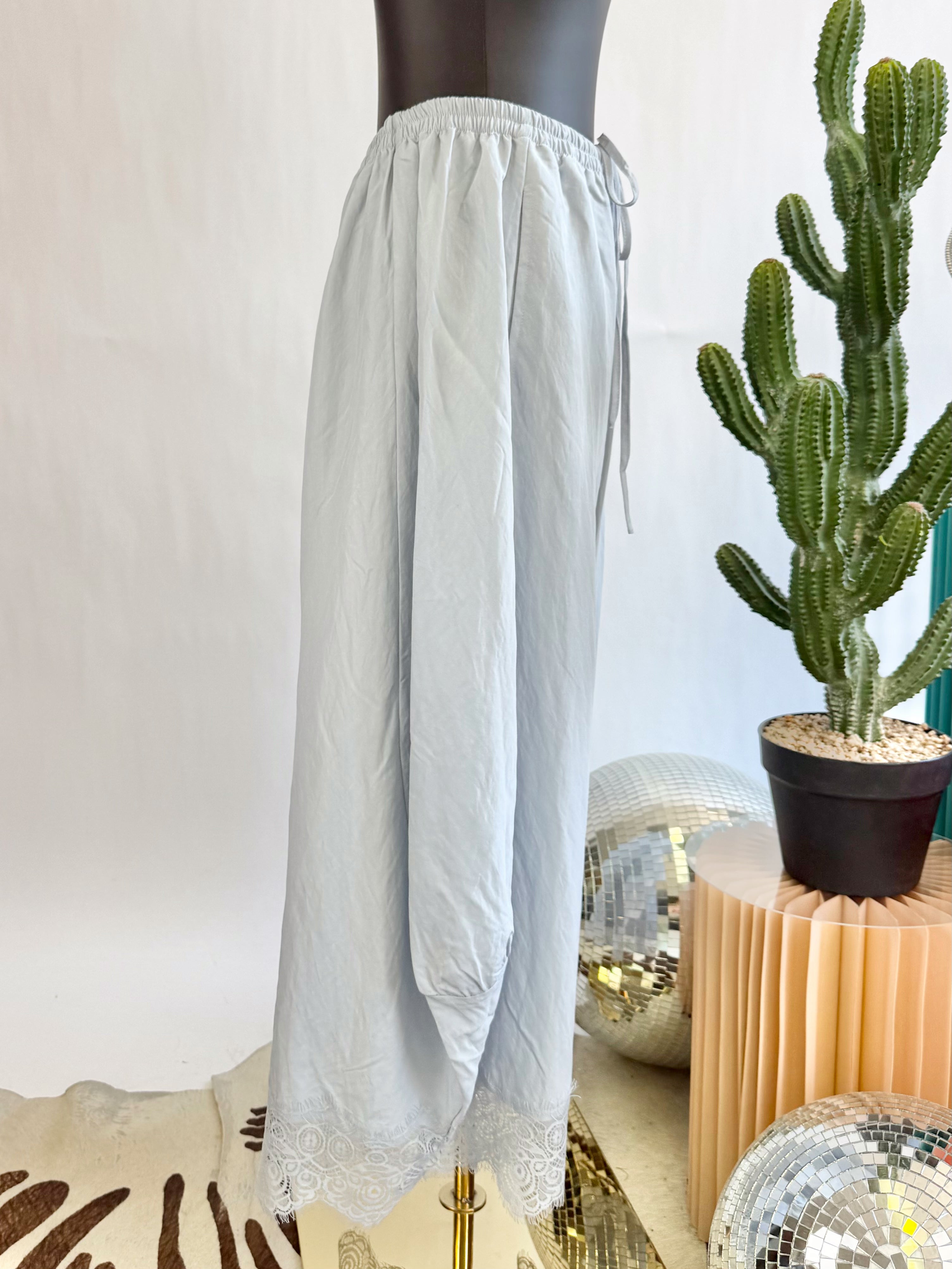 The Daydream Lace Trim Pants