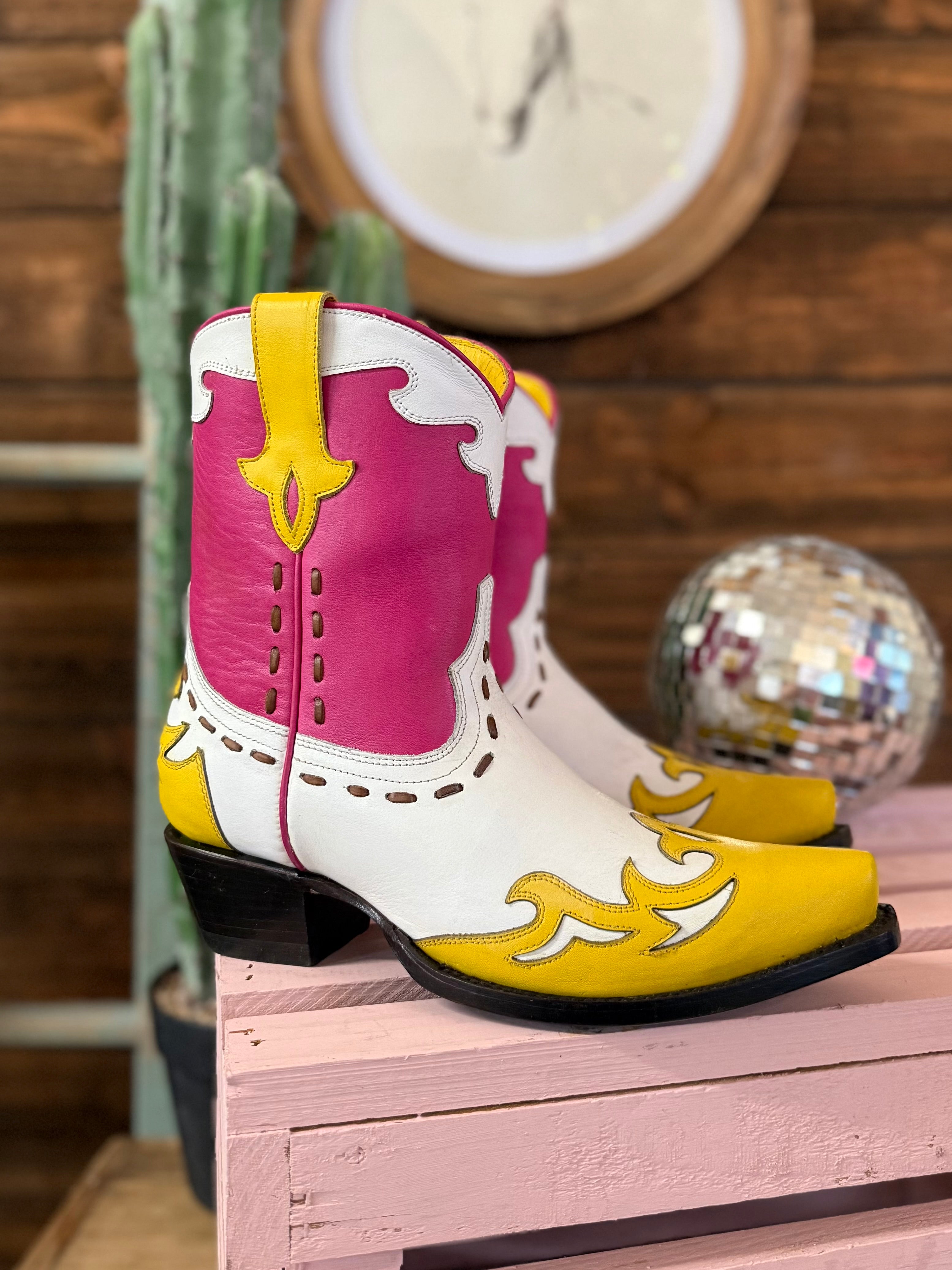The Trippy Dippy Boots - Planet Cowboy