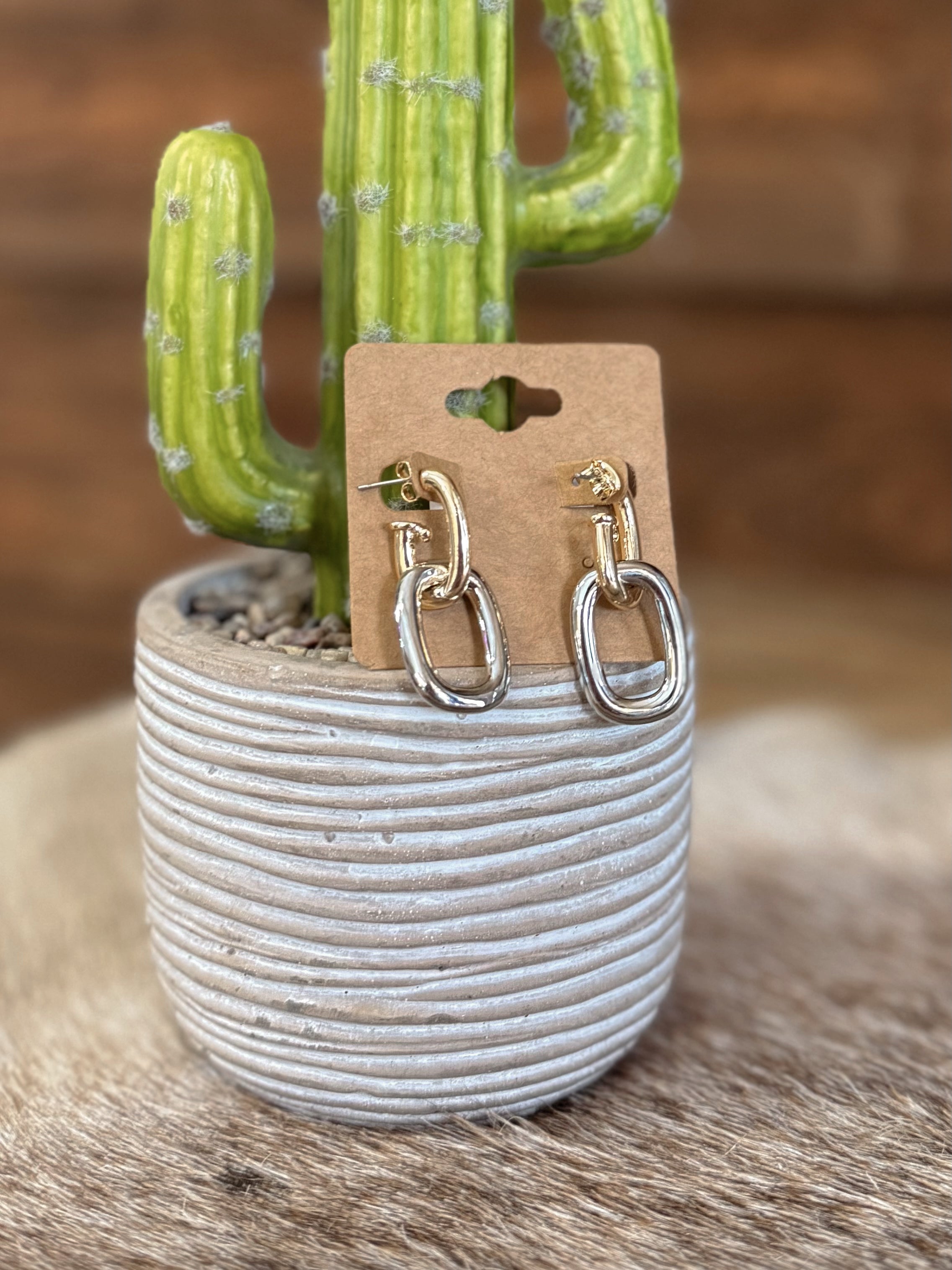 The Linked earring