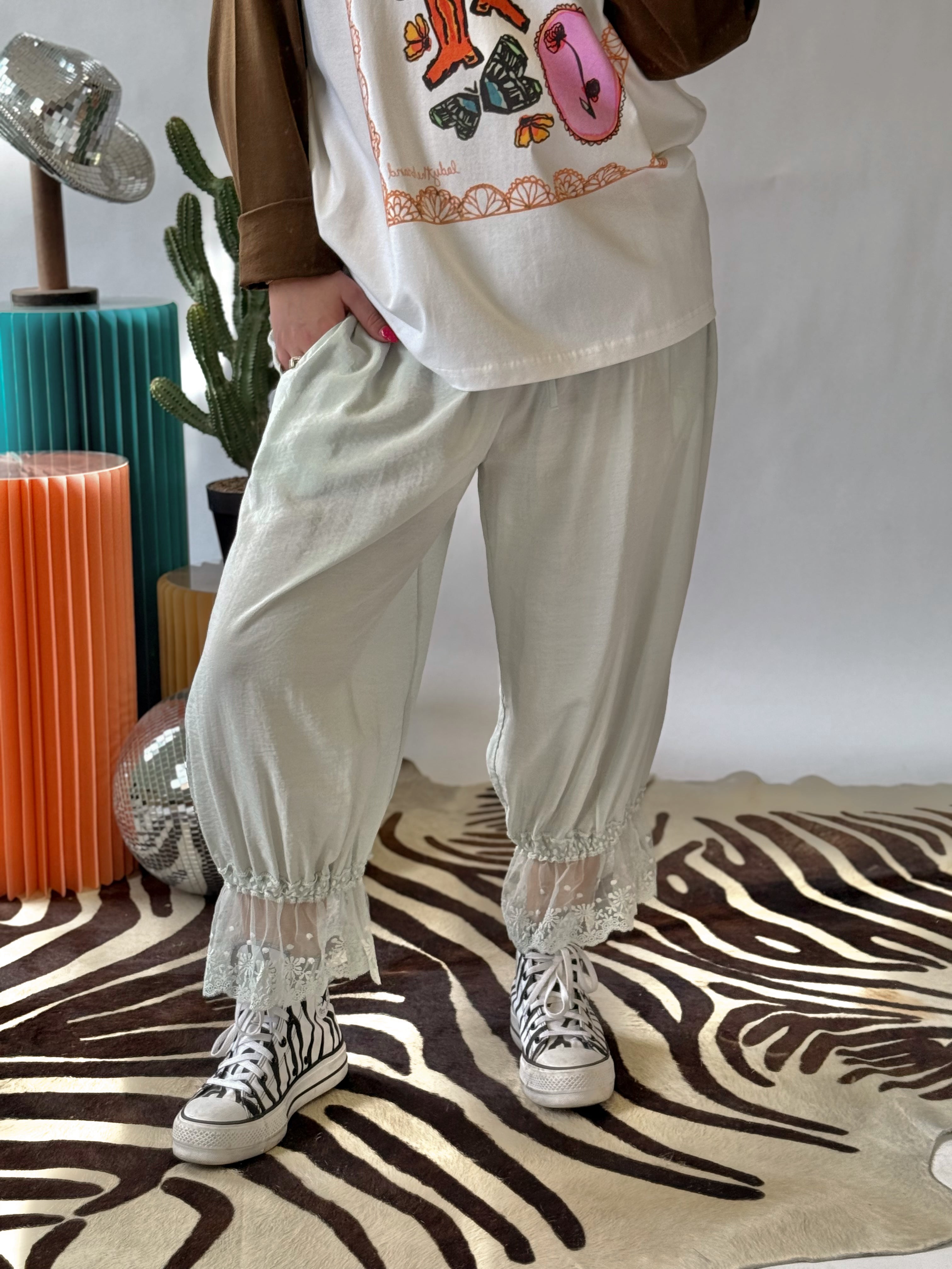 The Sweet Peony Bloomer Pants