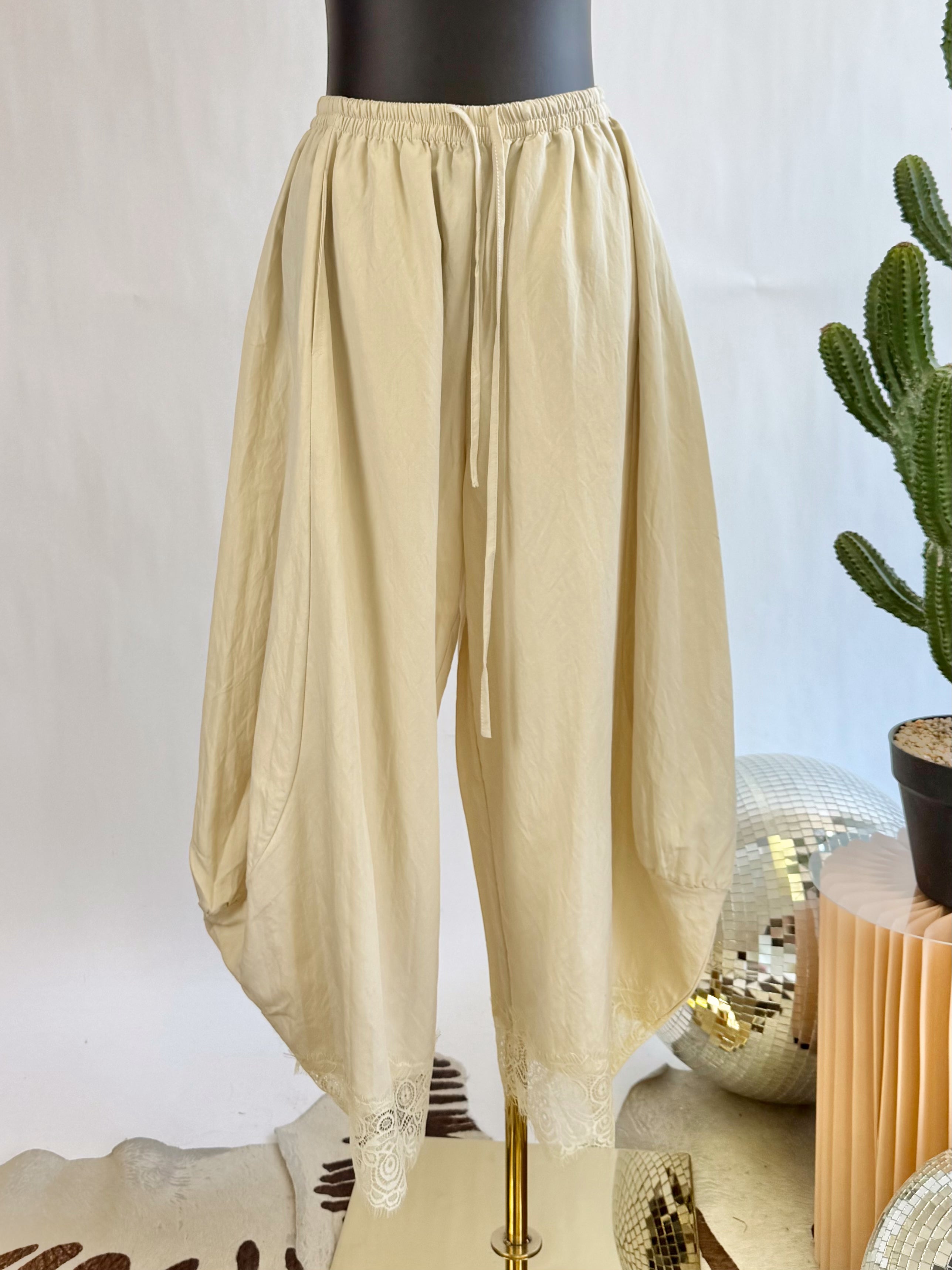 The Daydream Lace Trim Pants