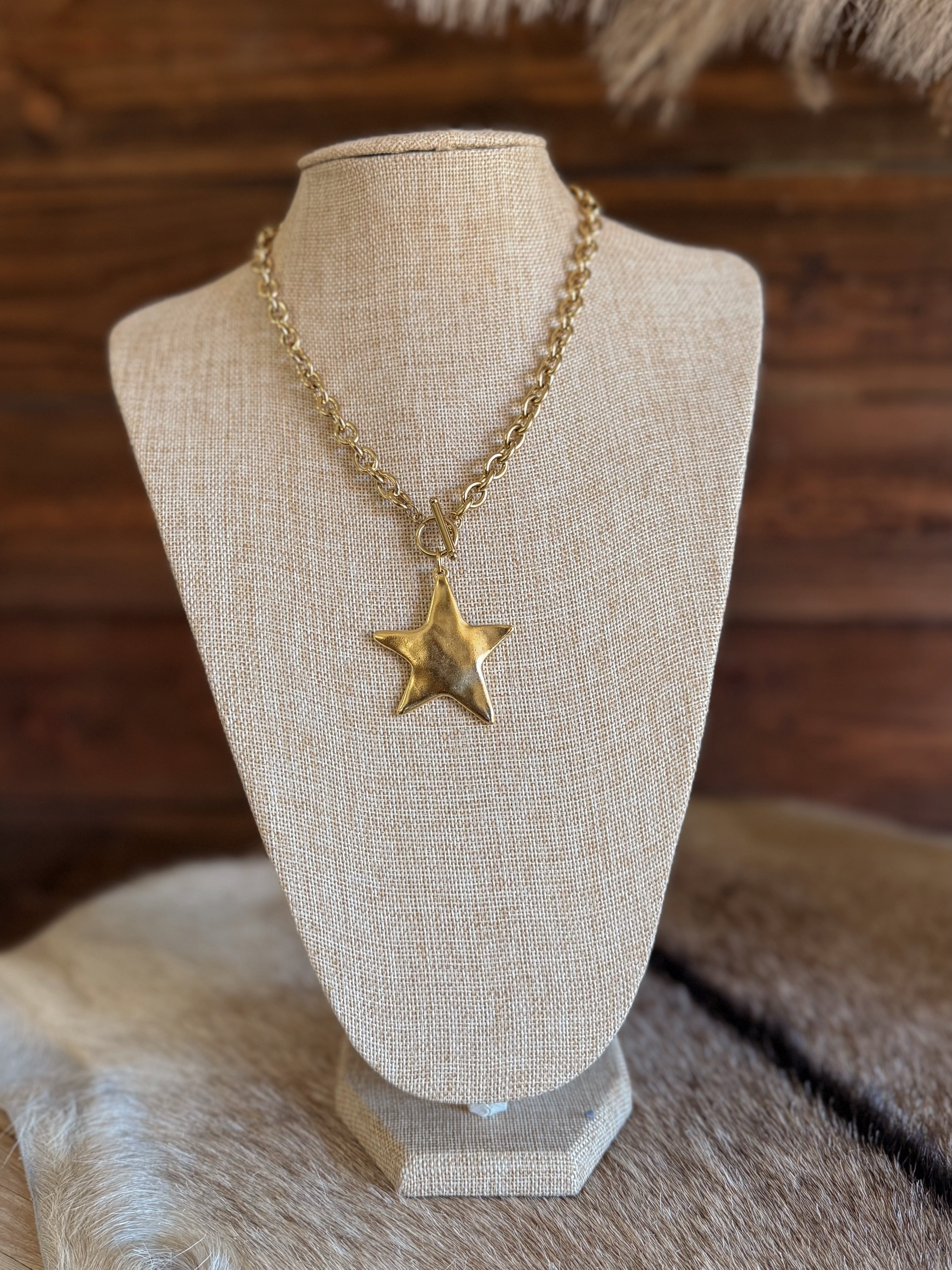 The Starlight Toggle Necklace