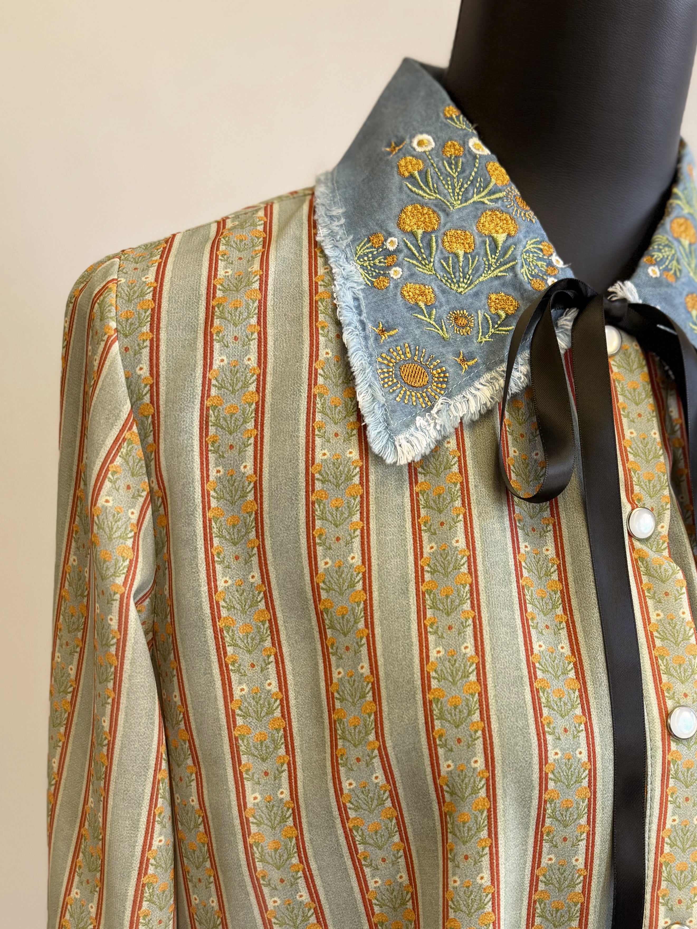 The Granny’s Vintage Pearl Snap Top