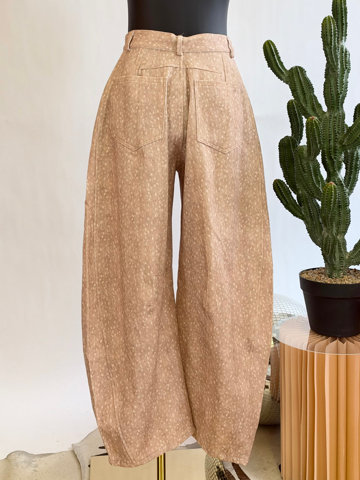 The Fawn & Free Barrel Jeans