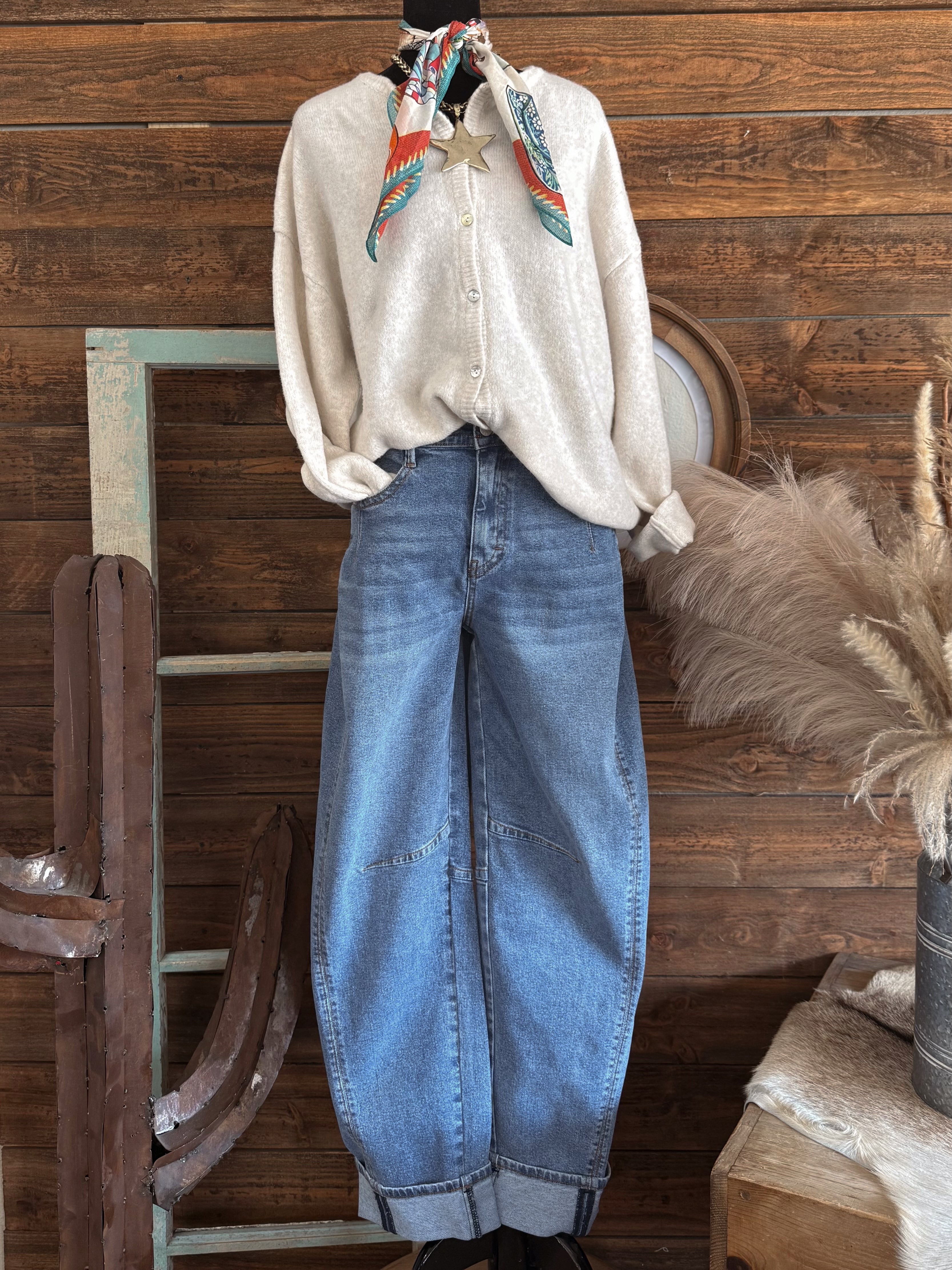 The Judds Barrel Jeans