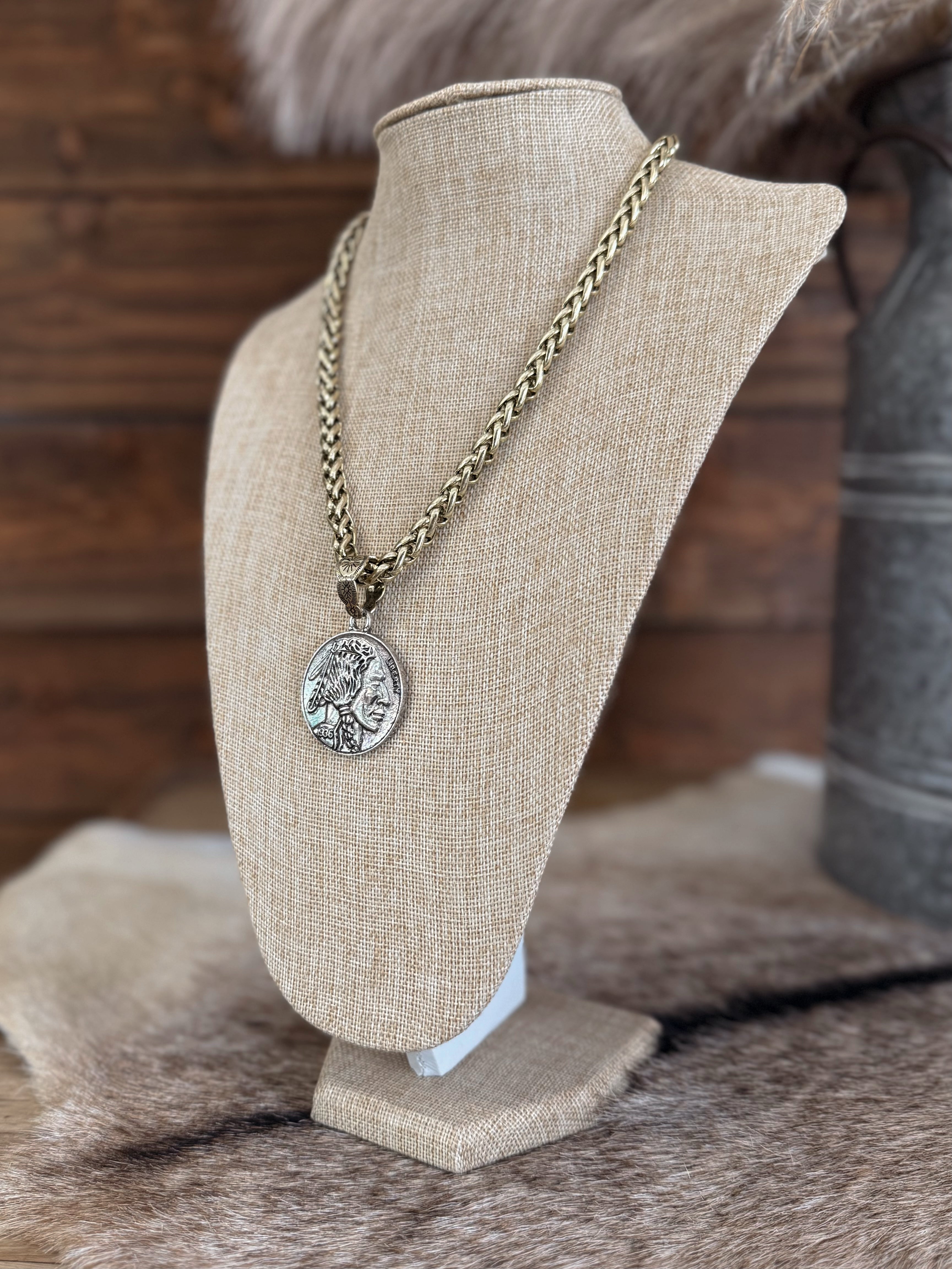 The Mini Jesse Necklace