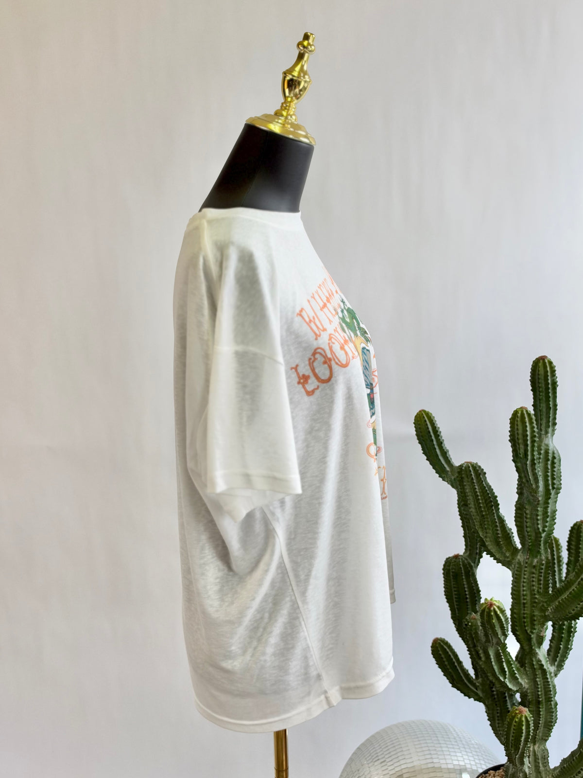 The Look Up Tee