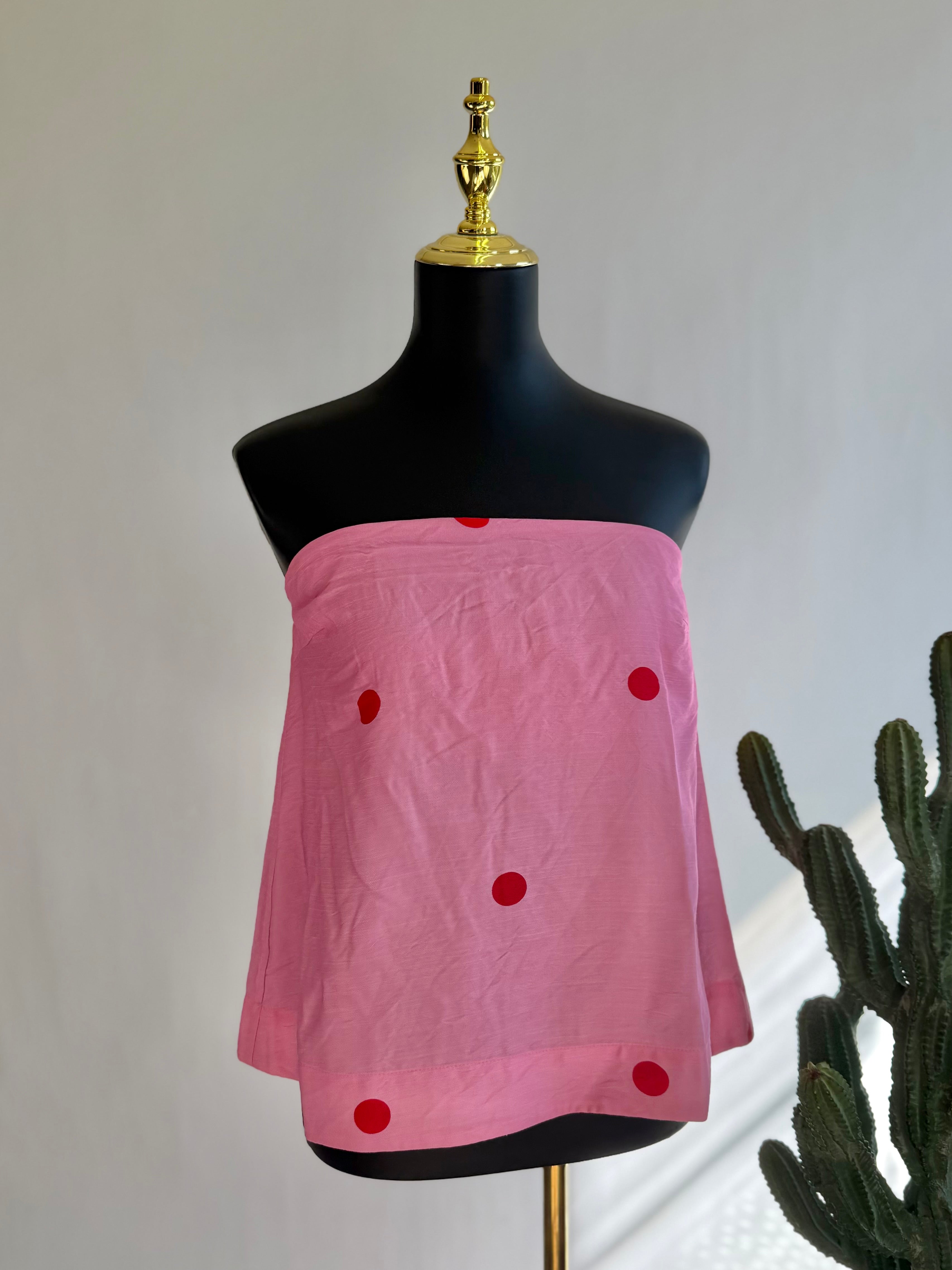 The Hot Dot Set