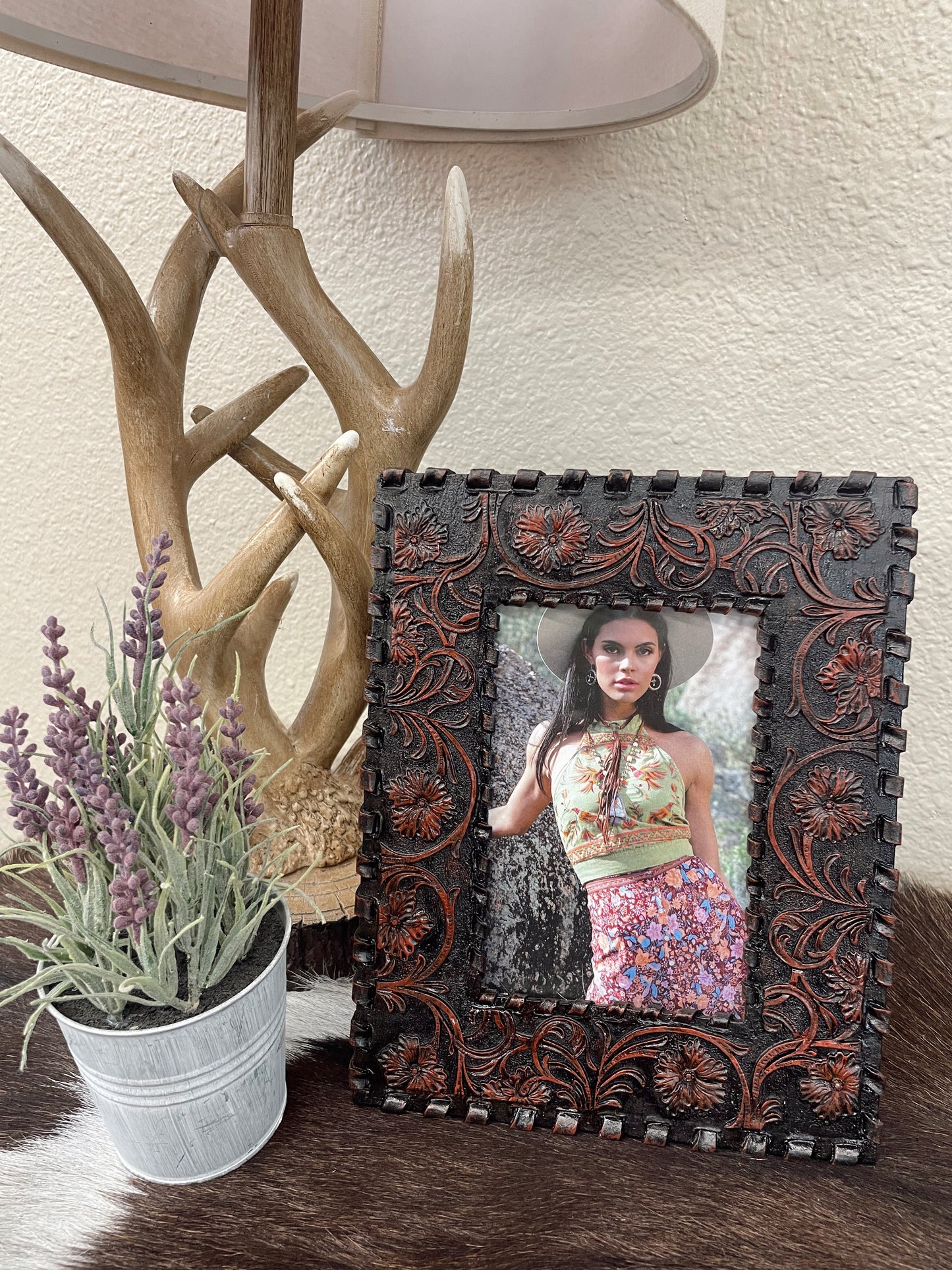 The Laced Edge Tooled Leather Picture Frame