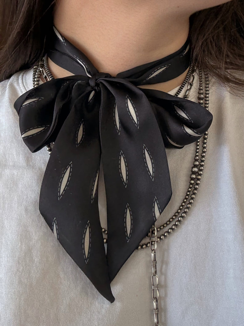 Buckstitch Twilly
