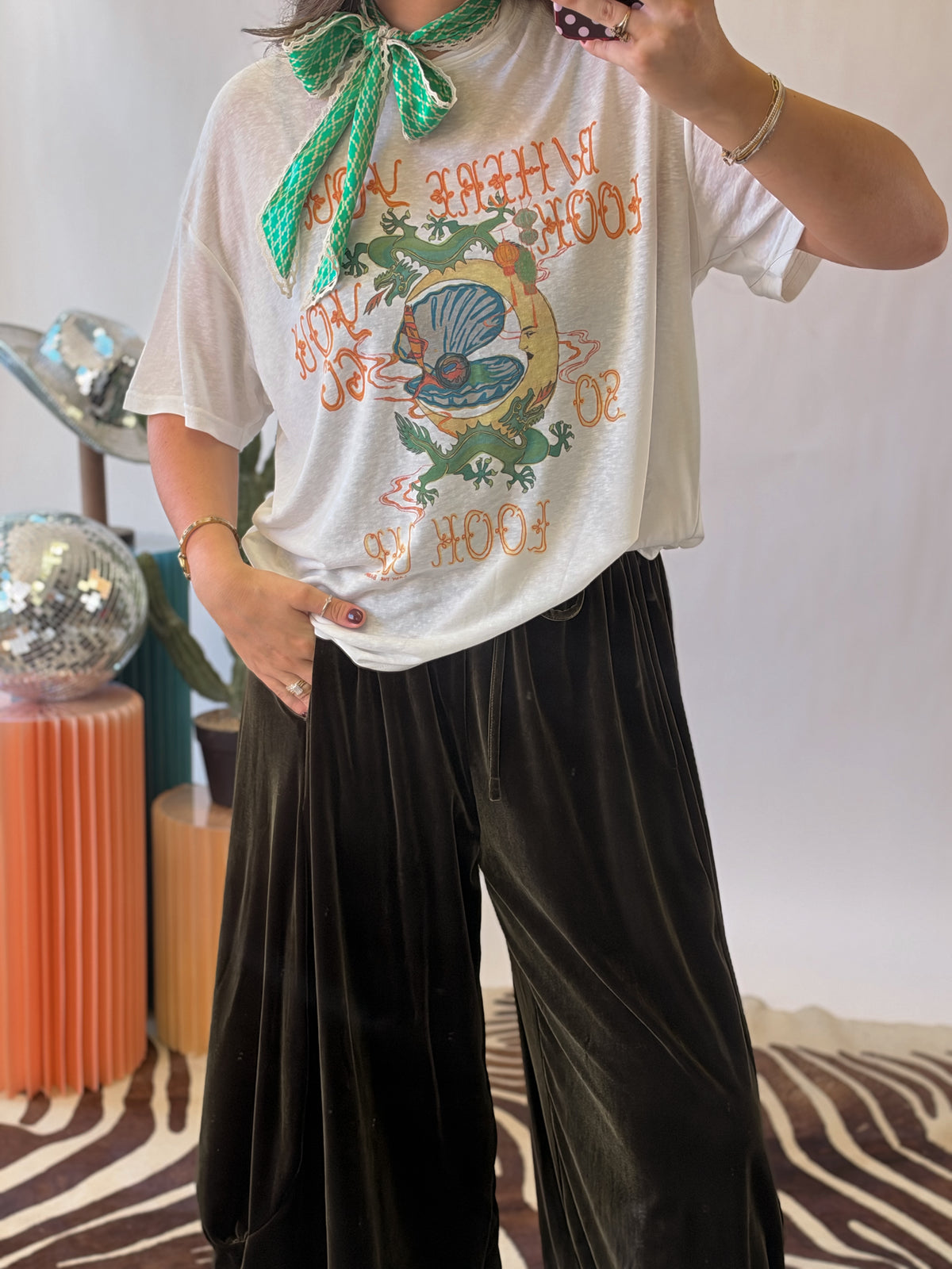 The Look Up Tee