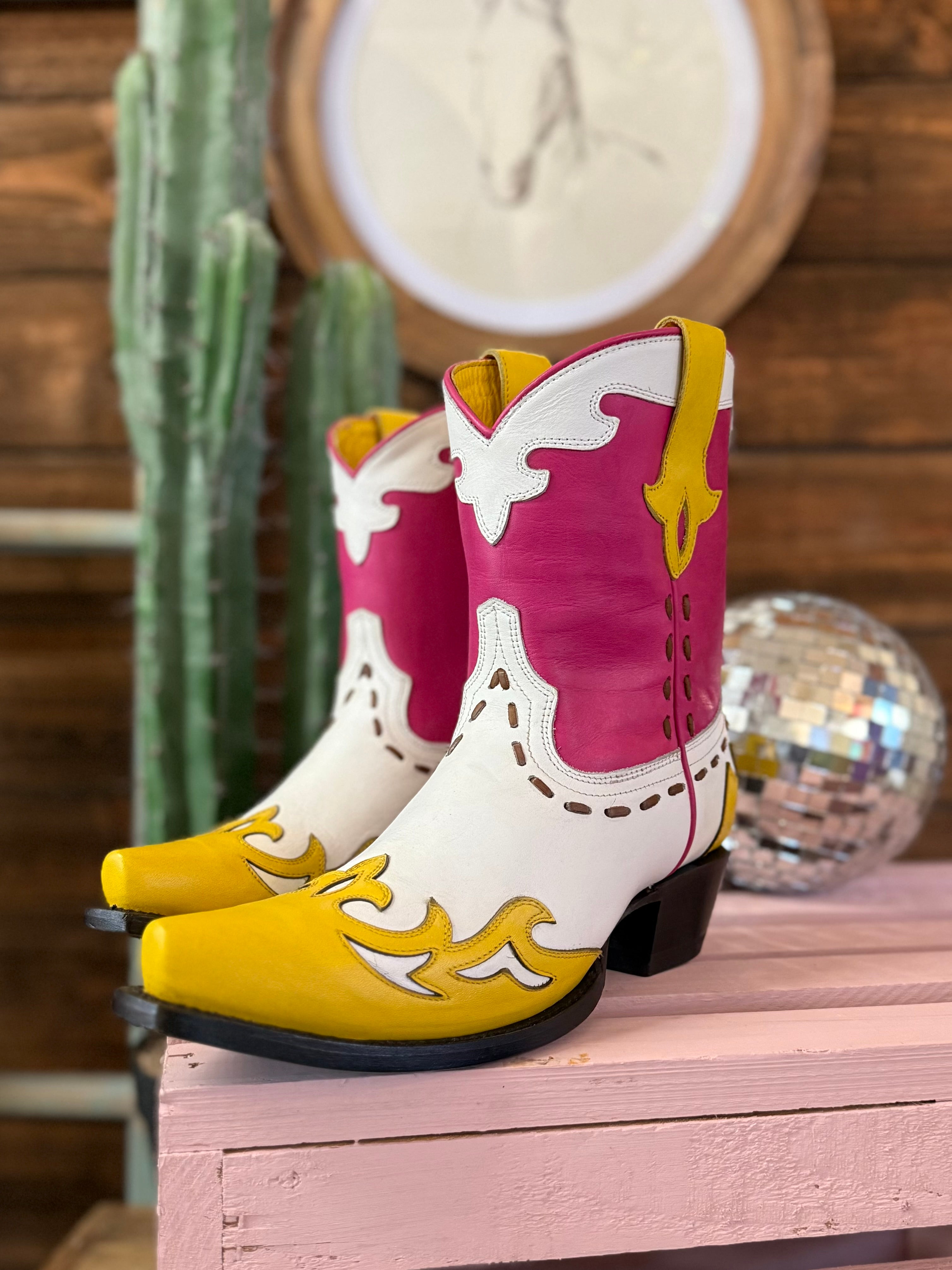 The Trippy Dippy Boots - Planet Cowboy