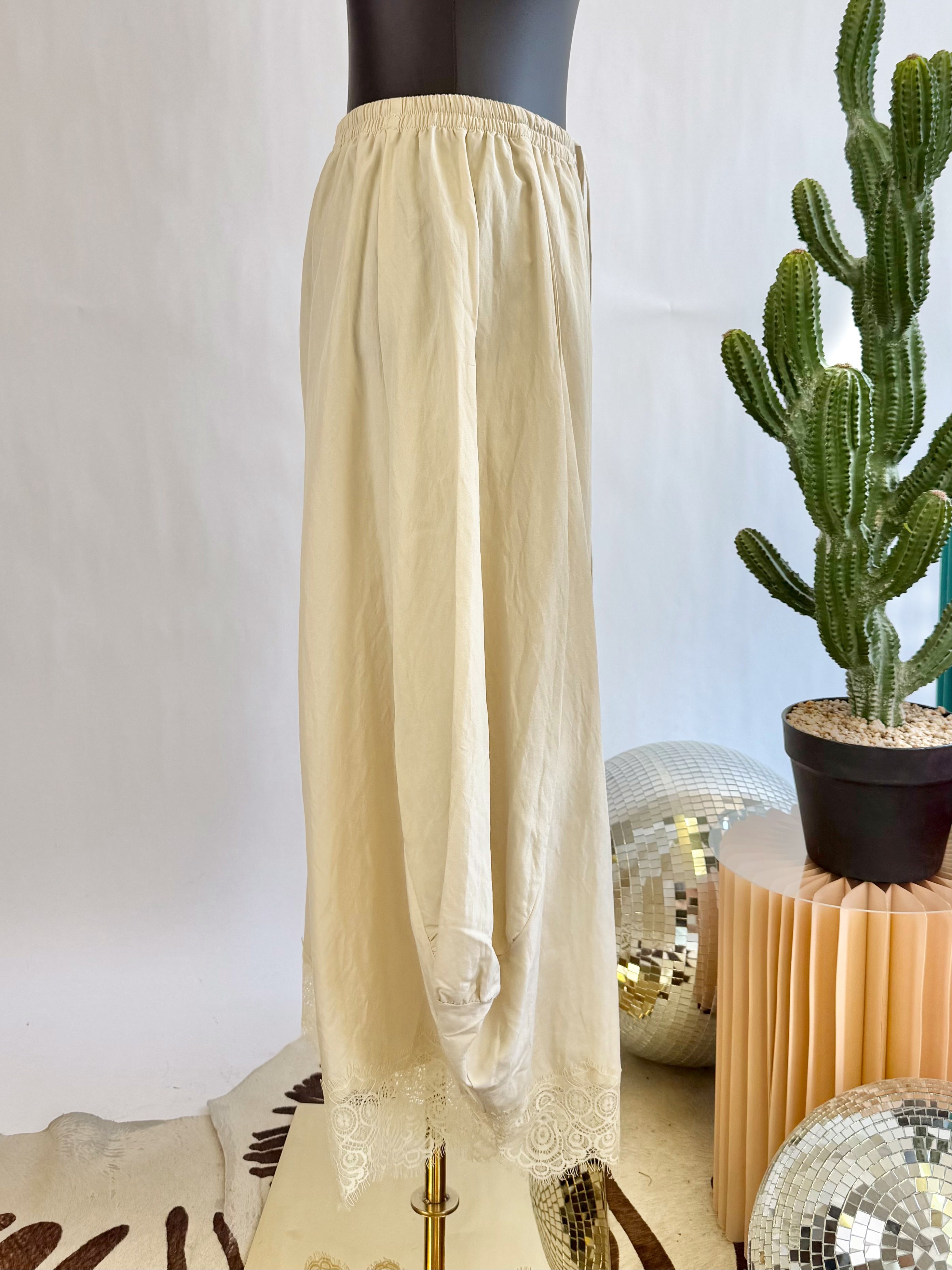 The Daydream Lace Trim Pants