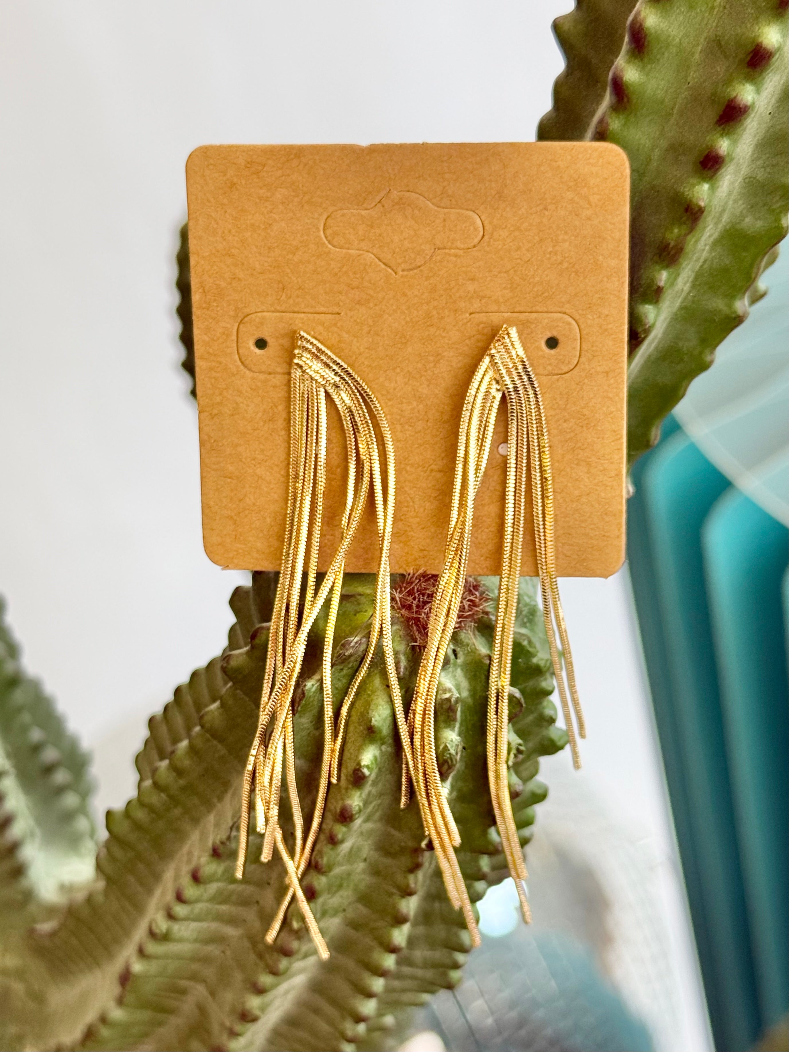 The Davi Dangle Earrings