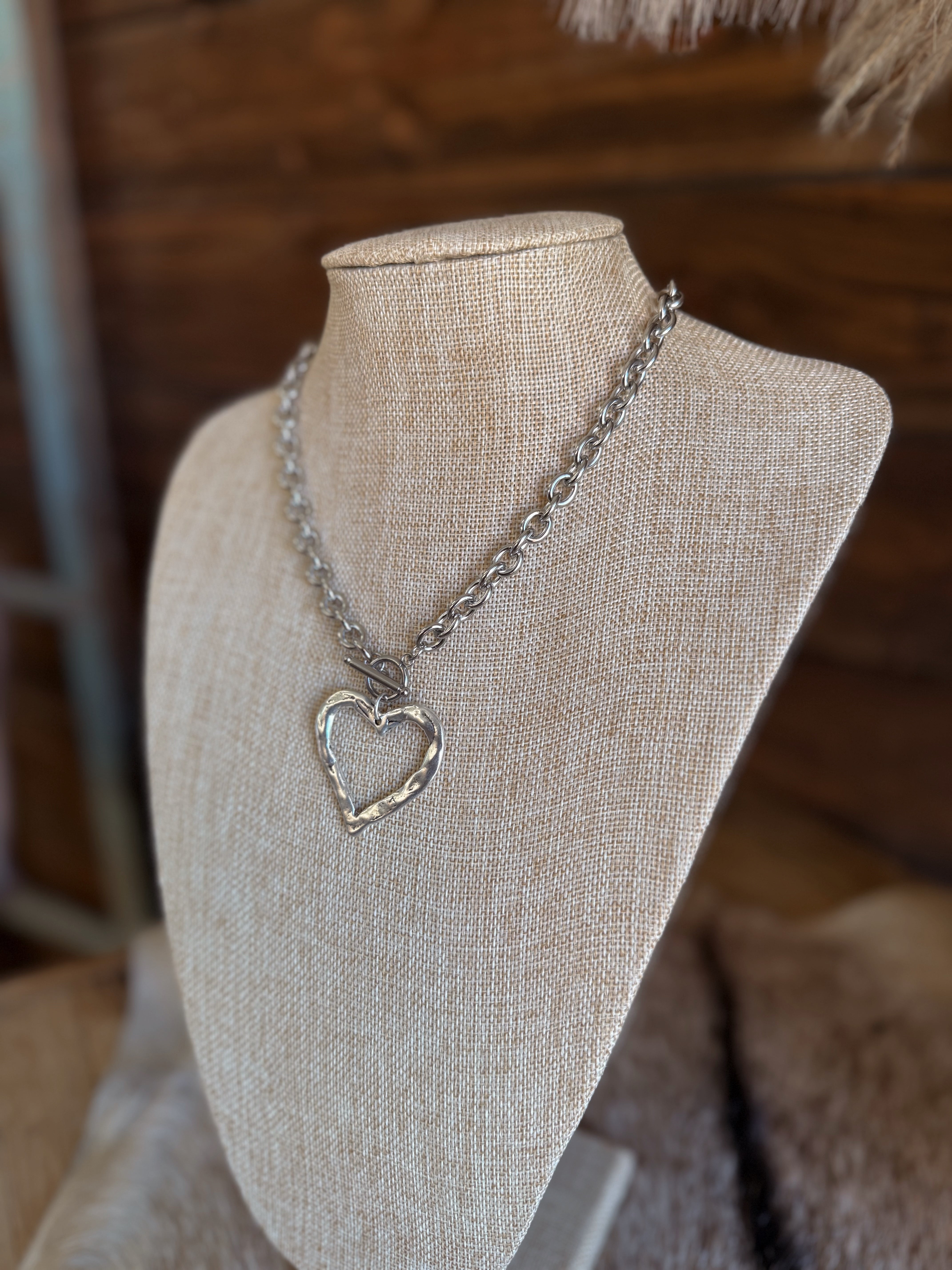 The Sweetheart Toggle Necklace