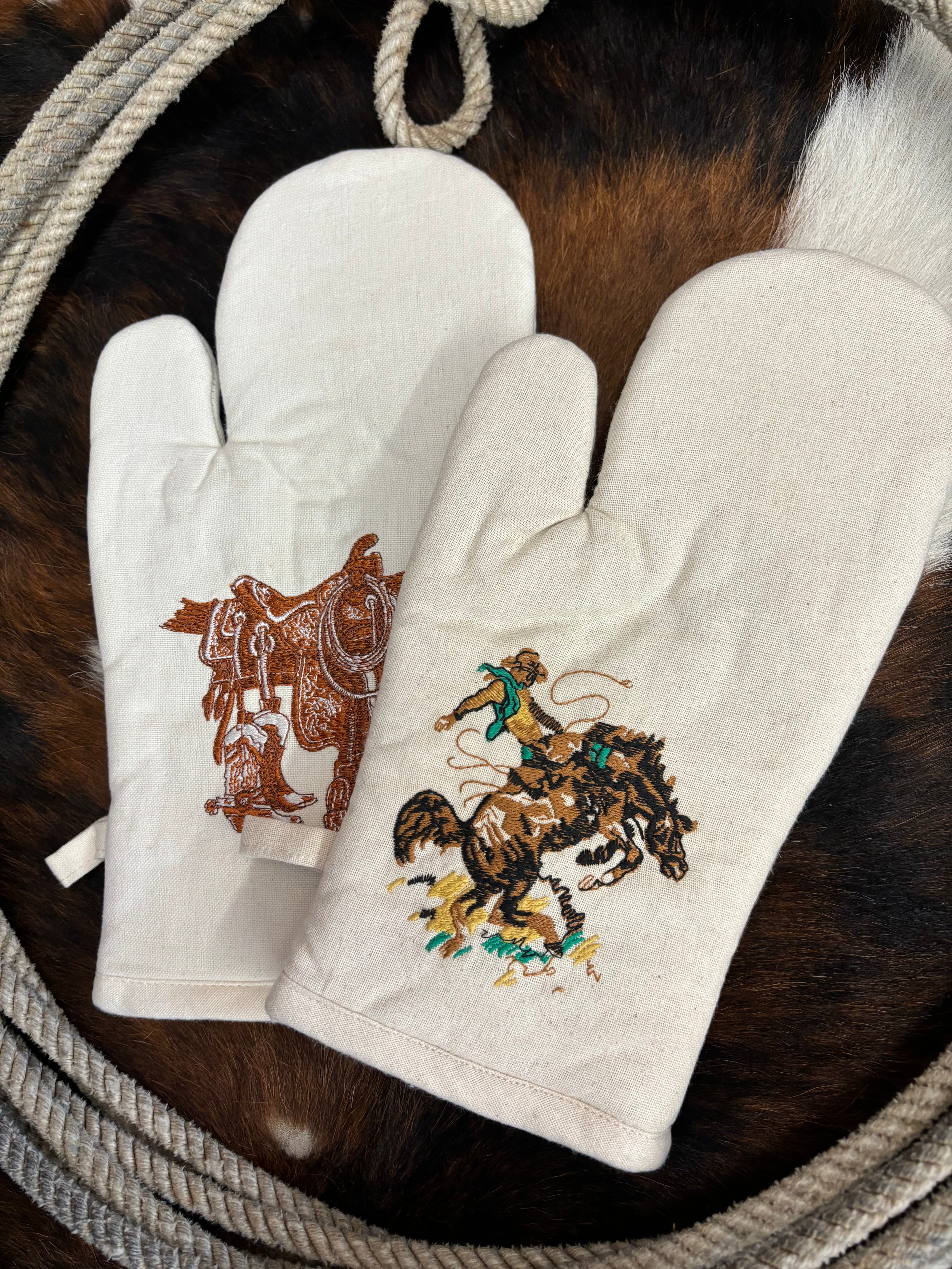 The Bronc Buster Oven Mitt