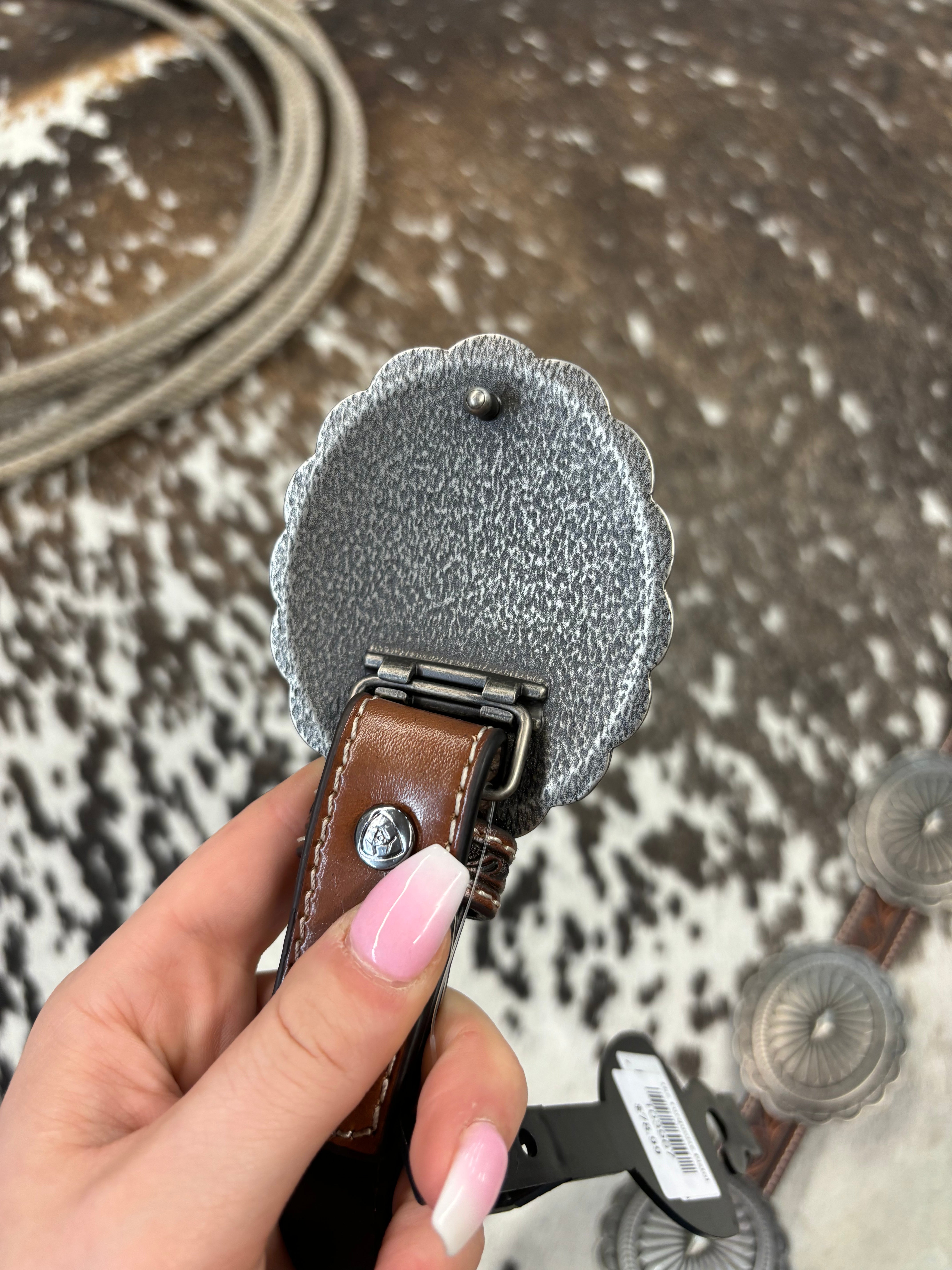 The Ariat Oval Tooled Concho Belt