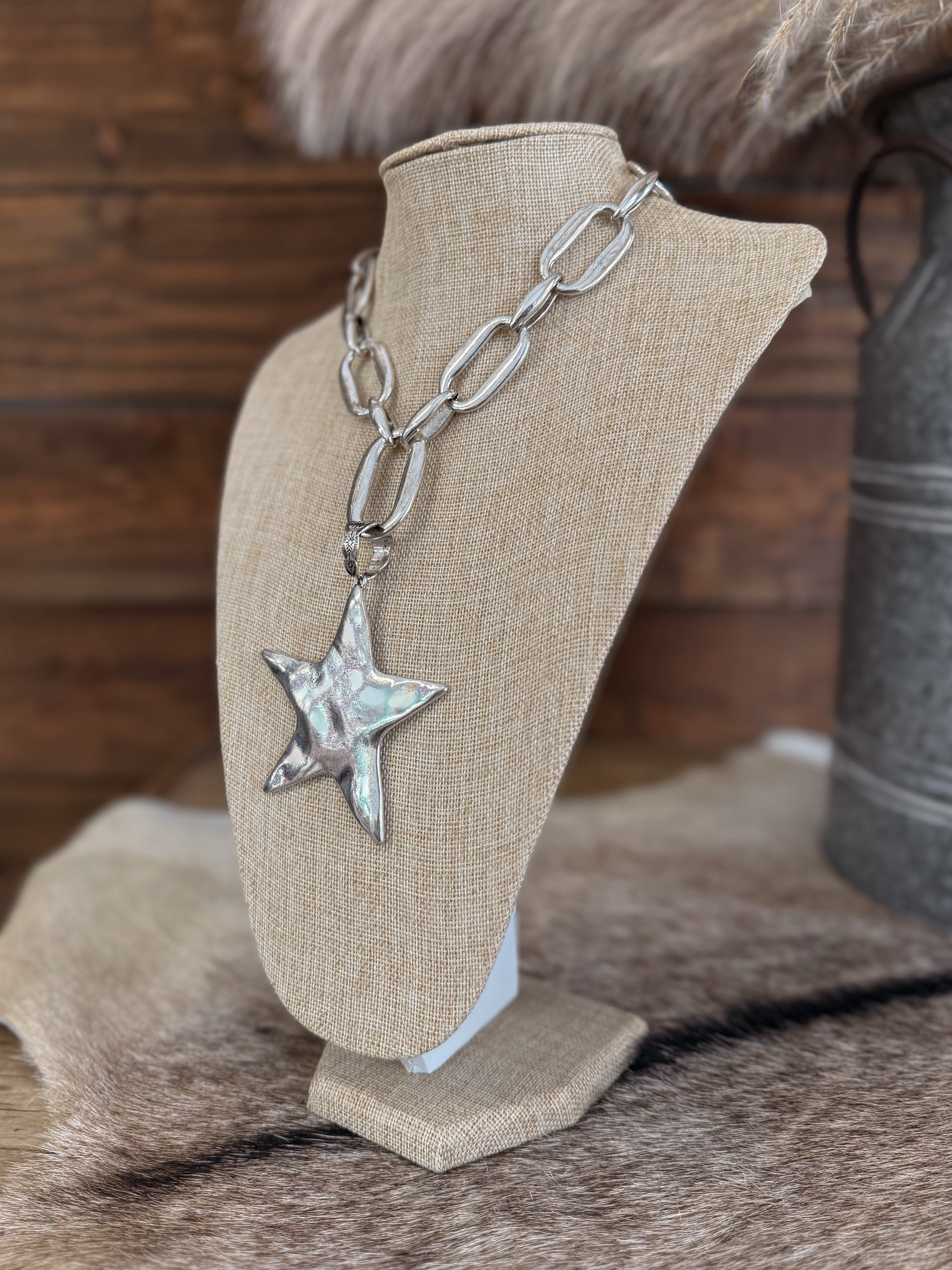 The Everleigh Necklace