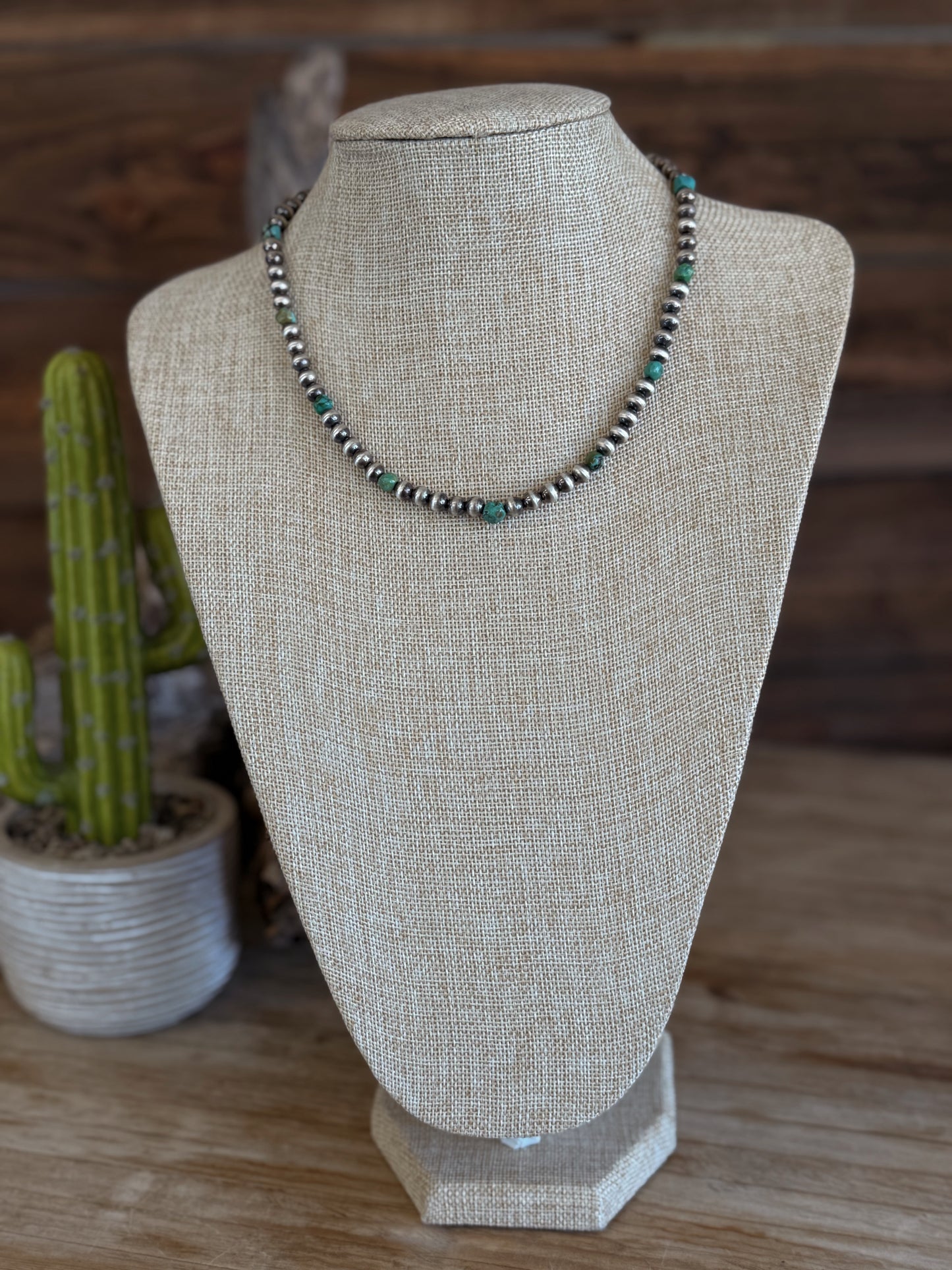 The Della Necklace