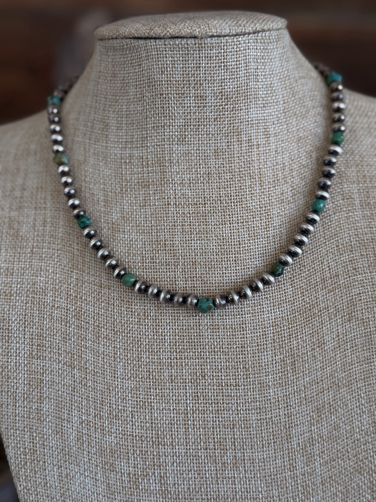 The Della Necklace