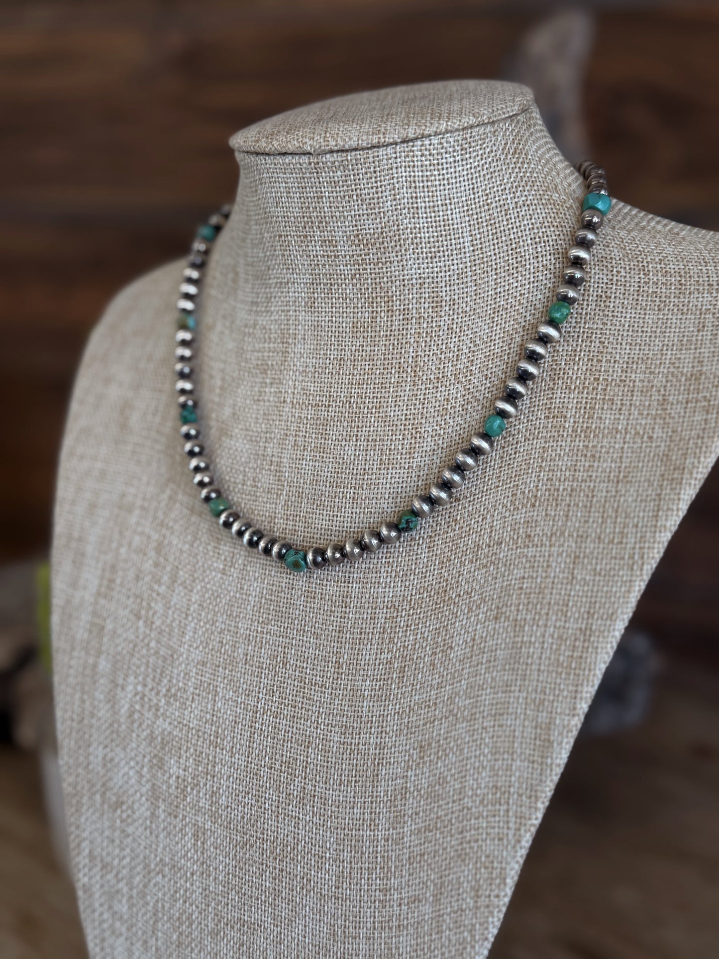 The Della Necklace